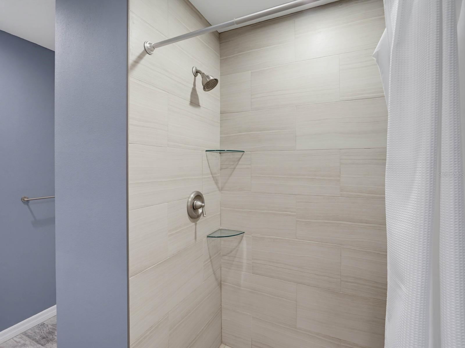 2988 PINEWOOD RUN — photo 23