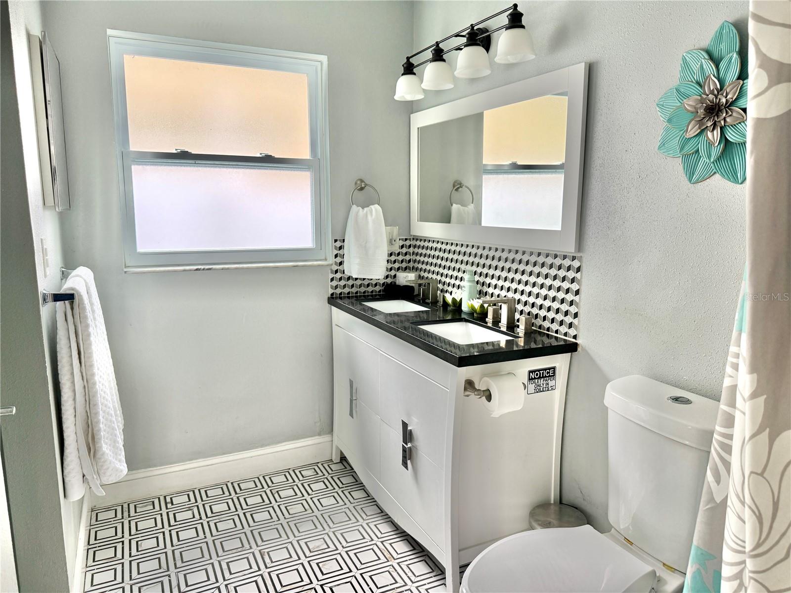 1237 LOTUS PATH — photo 24
