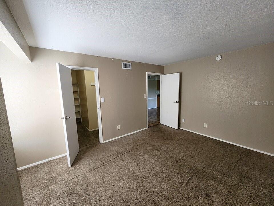 9100 DR MARTIN LUTHER KING JR ST N #906 — photo 15