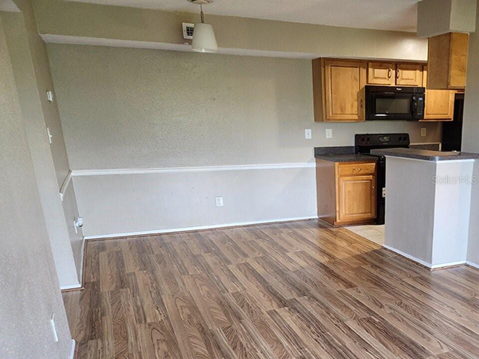 9100 DR MARTIN LUTHER KING JR ST N #906 — photo 11