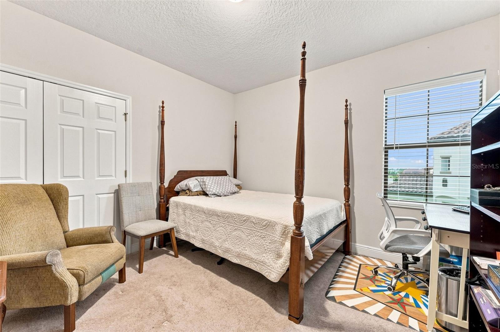 10370 MEADOWRUN DR — photo 40