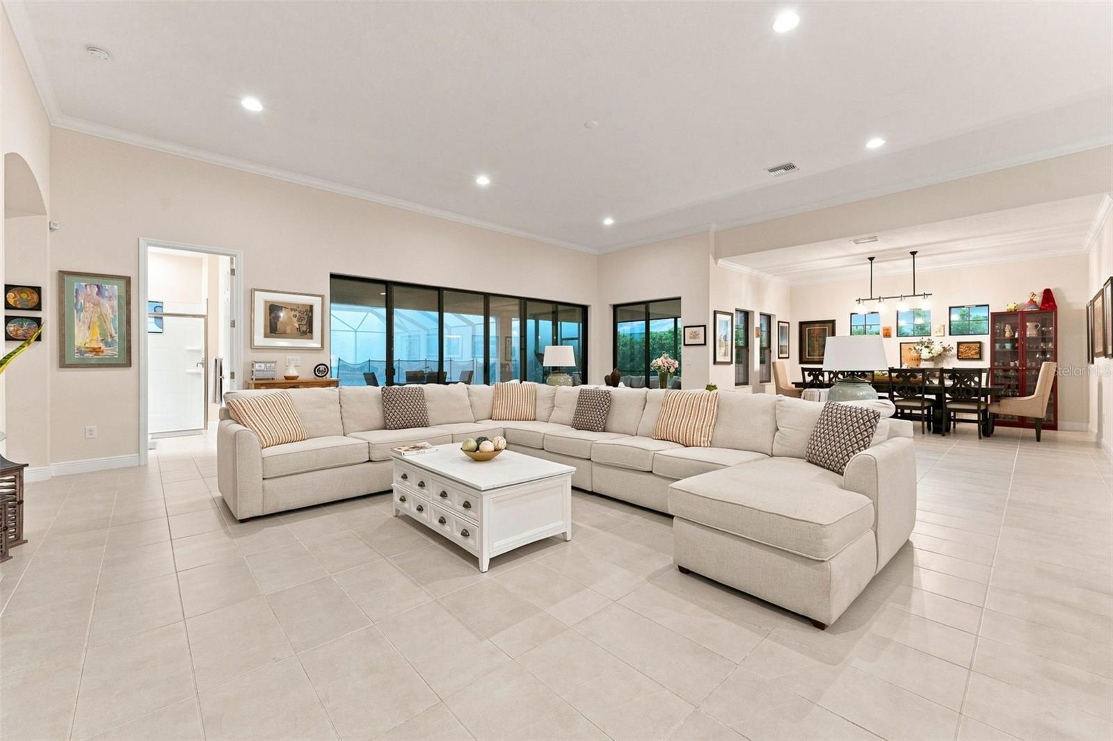 10370 MEADOWRUN DR — photo 12