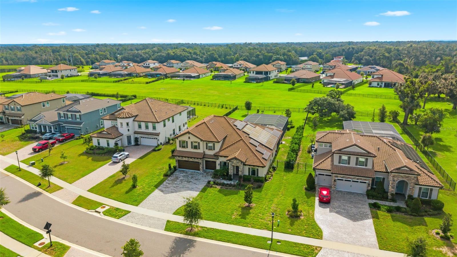 10370 MEADOWRUN DR — photo 71