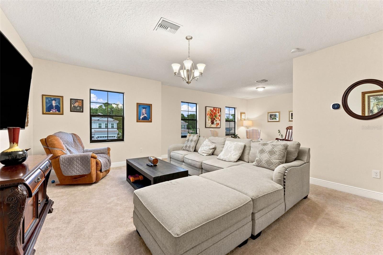 10370 MEADOWRUN DR — photo 46