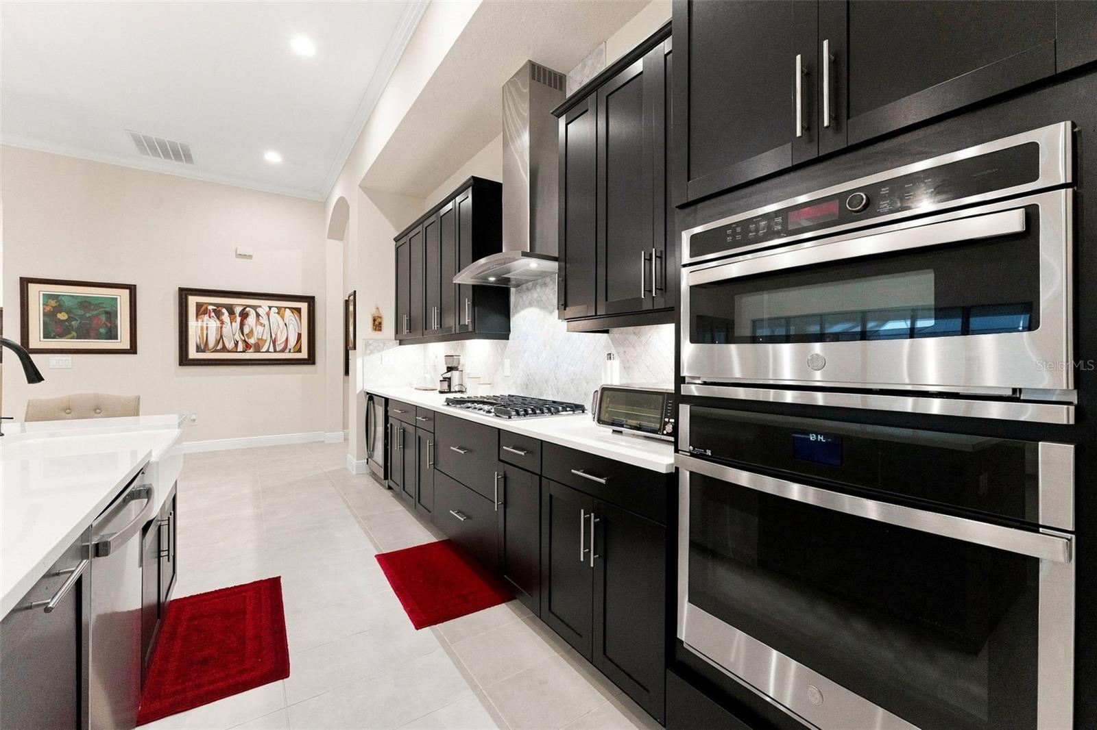10370 MEADOWRUN DR — photo 15
