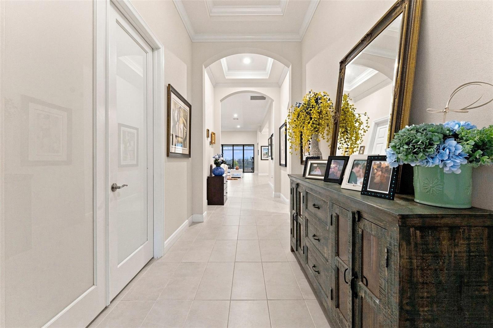 10370 MEADOWRUN DR — photo 6