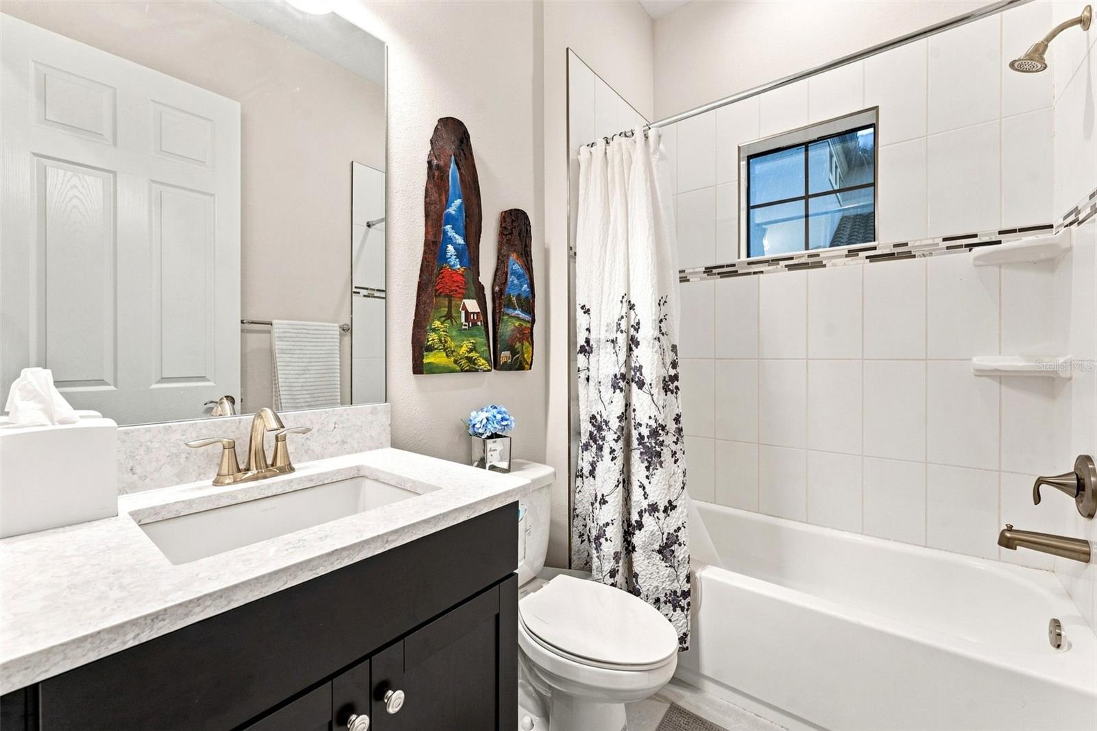 10370 MEADOWRUN DR — photo 42