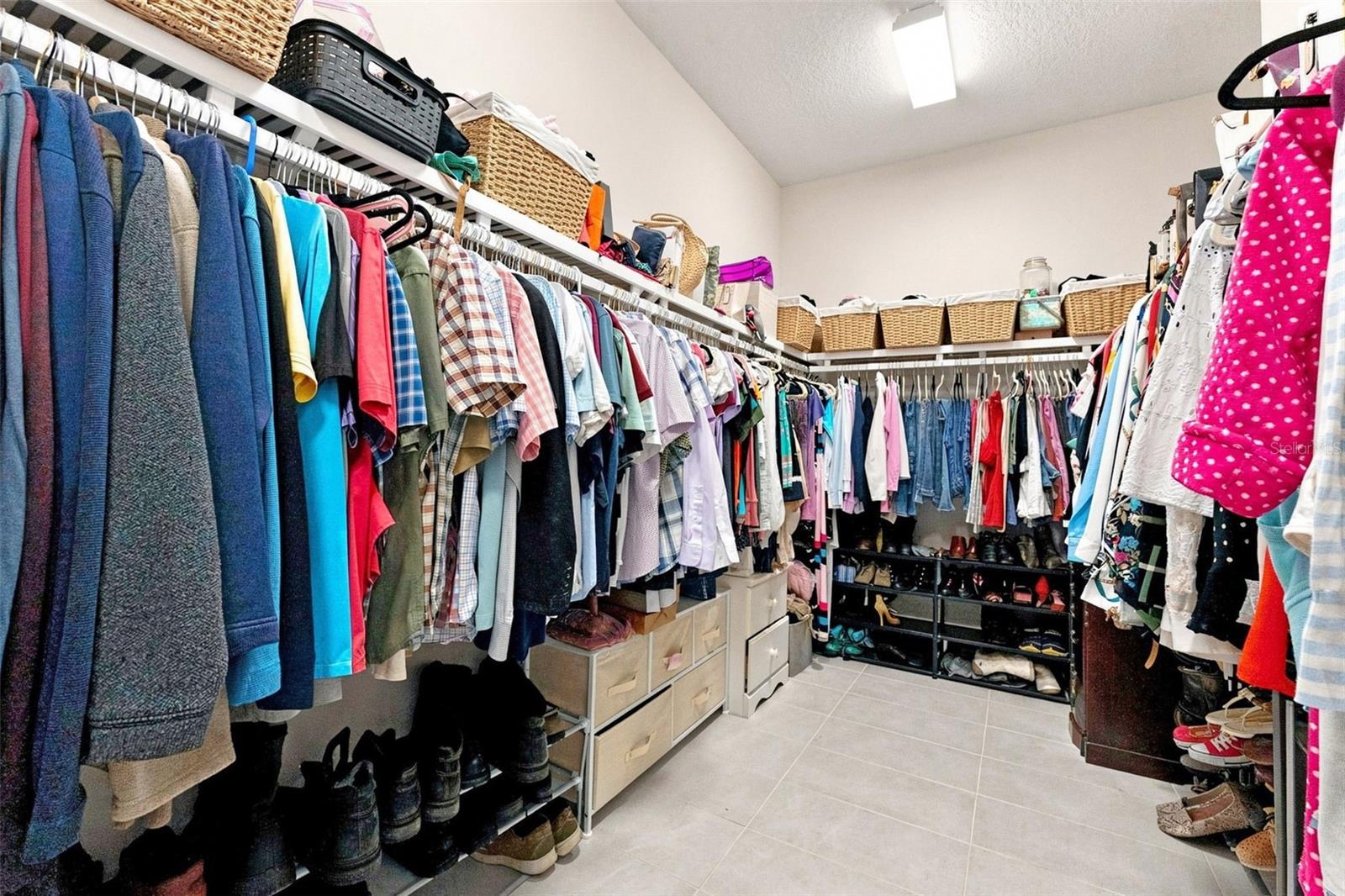 10370 MEADOWRUN DR — photo 30