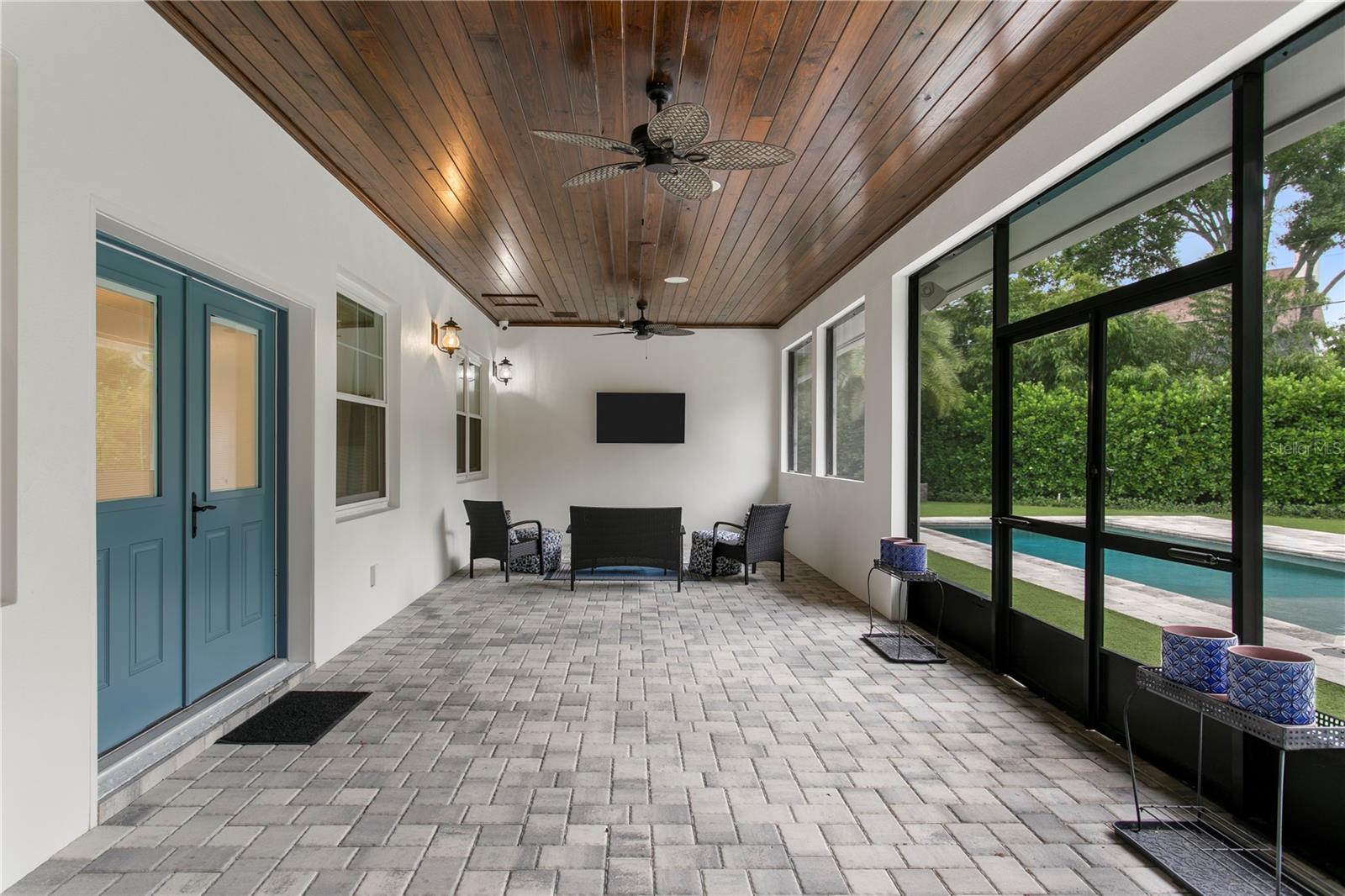 1009 S MORRISON CT — photo 38
