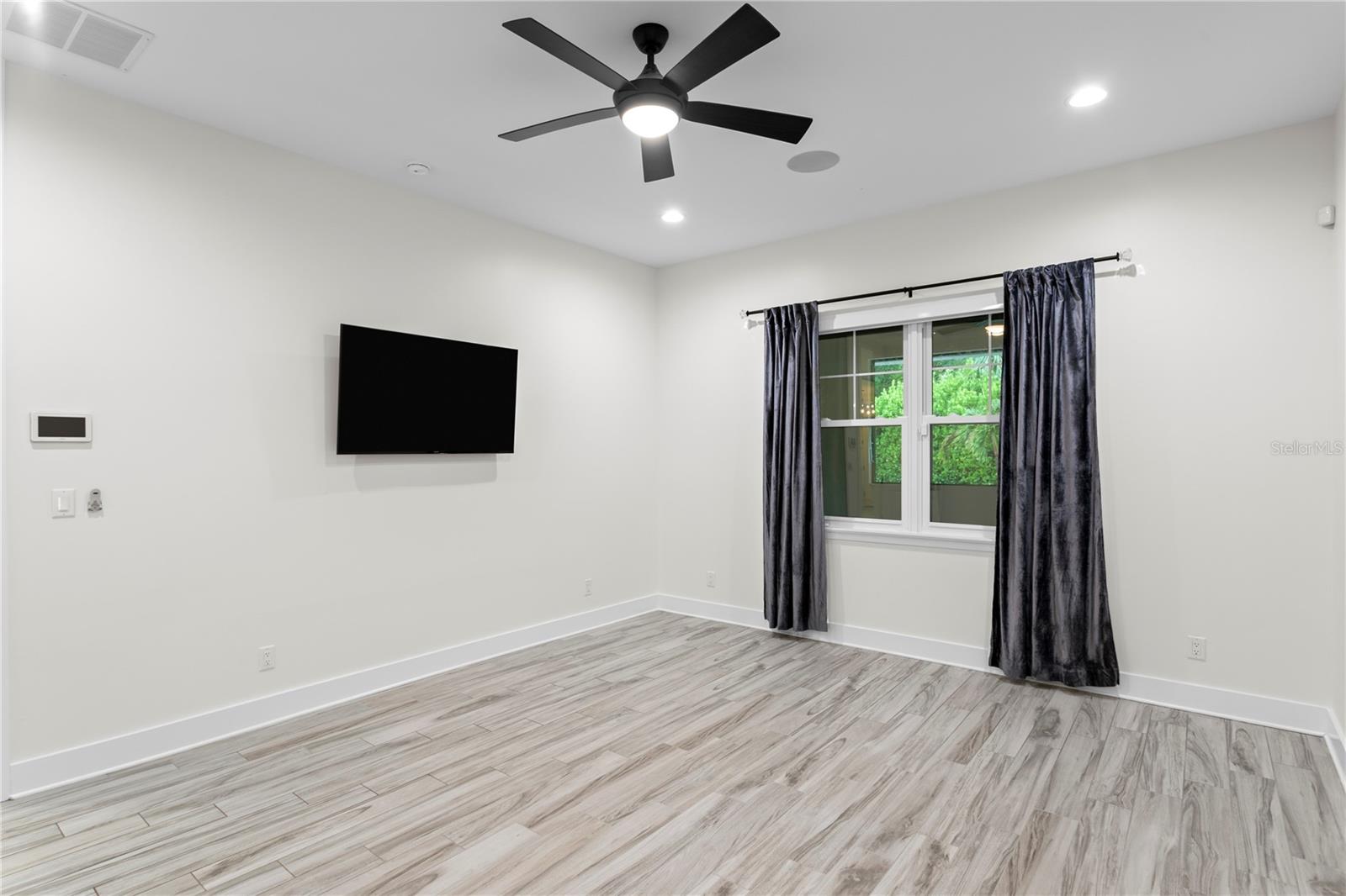 1009 S MORRISON CT — photo 22
