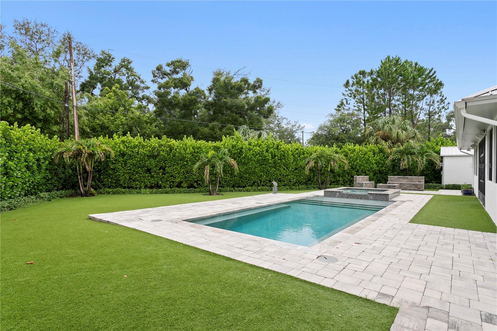 1009 S MORRISON CT — photo 48