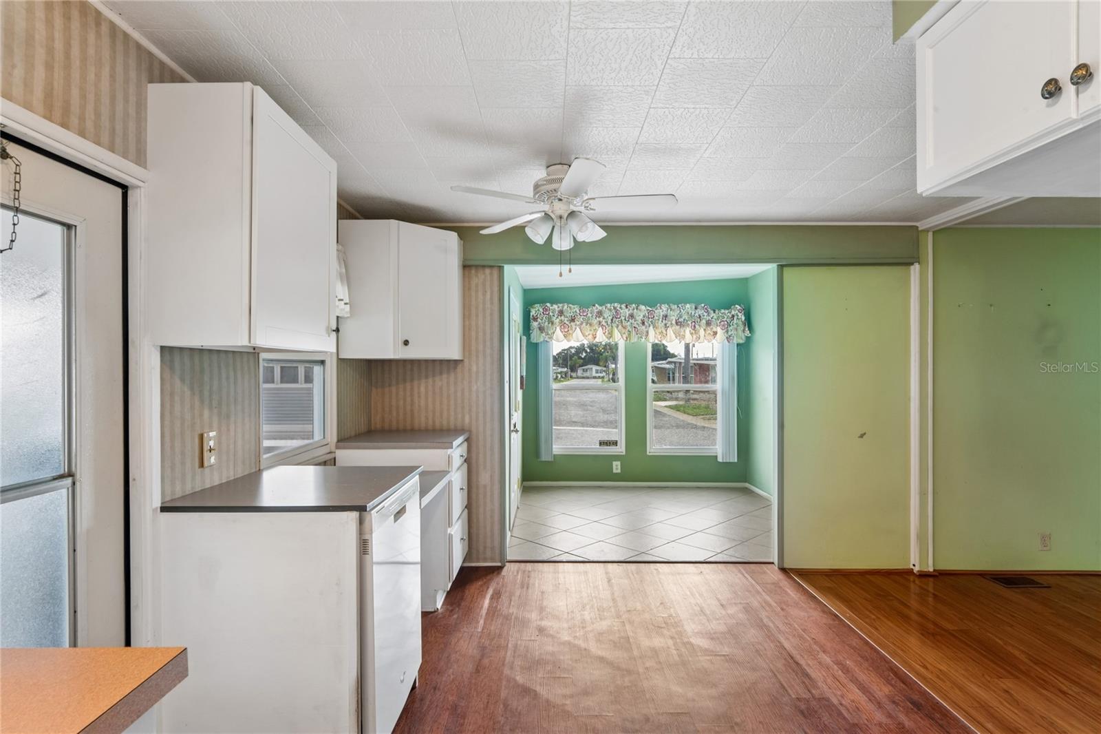 2000 E BAY DR #25 — photo 13