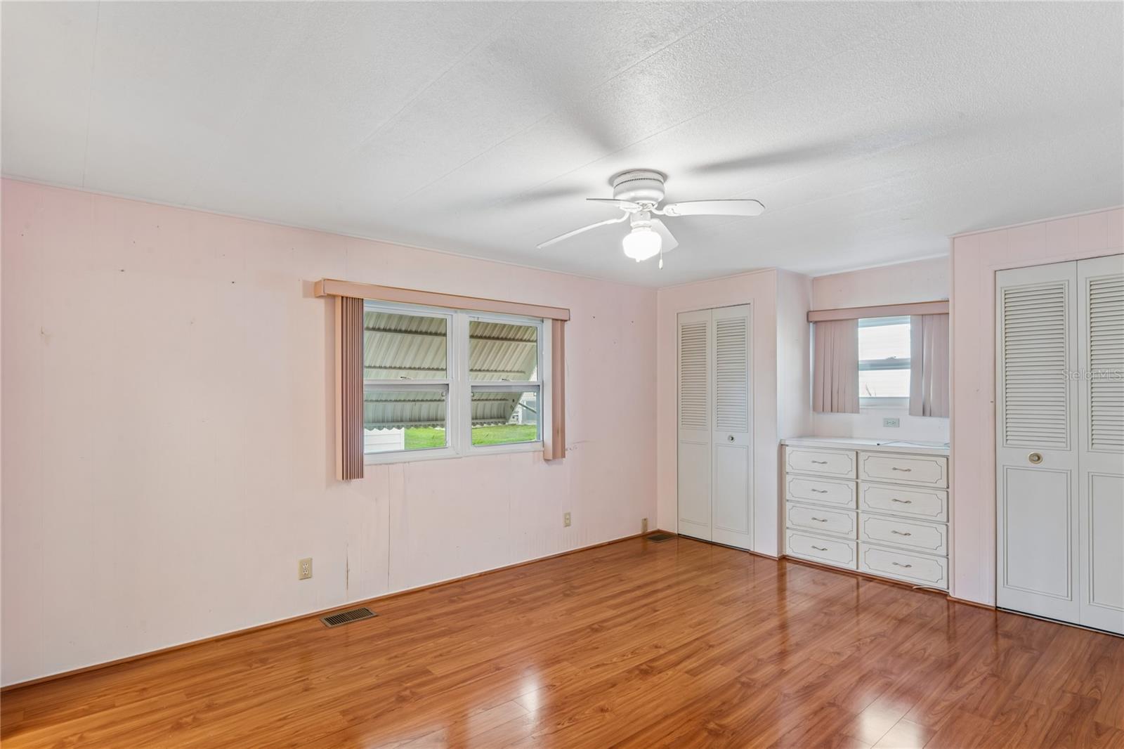 2000 E BAY DR #25 — photo 27