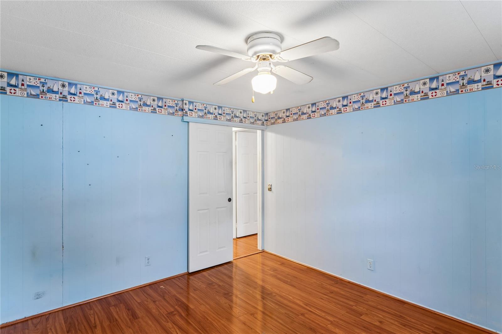 2000 E BAY DR #25 — photo 33