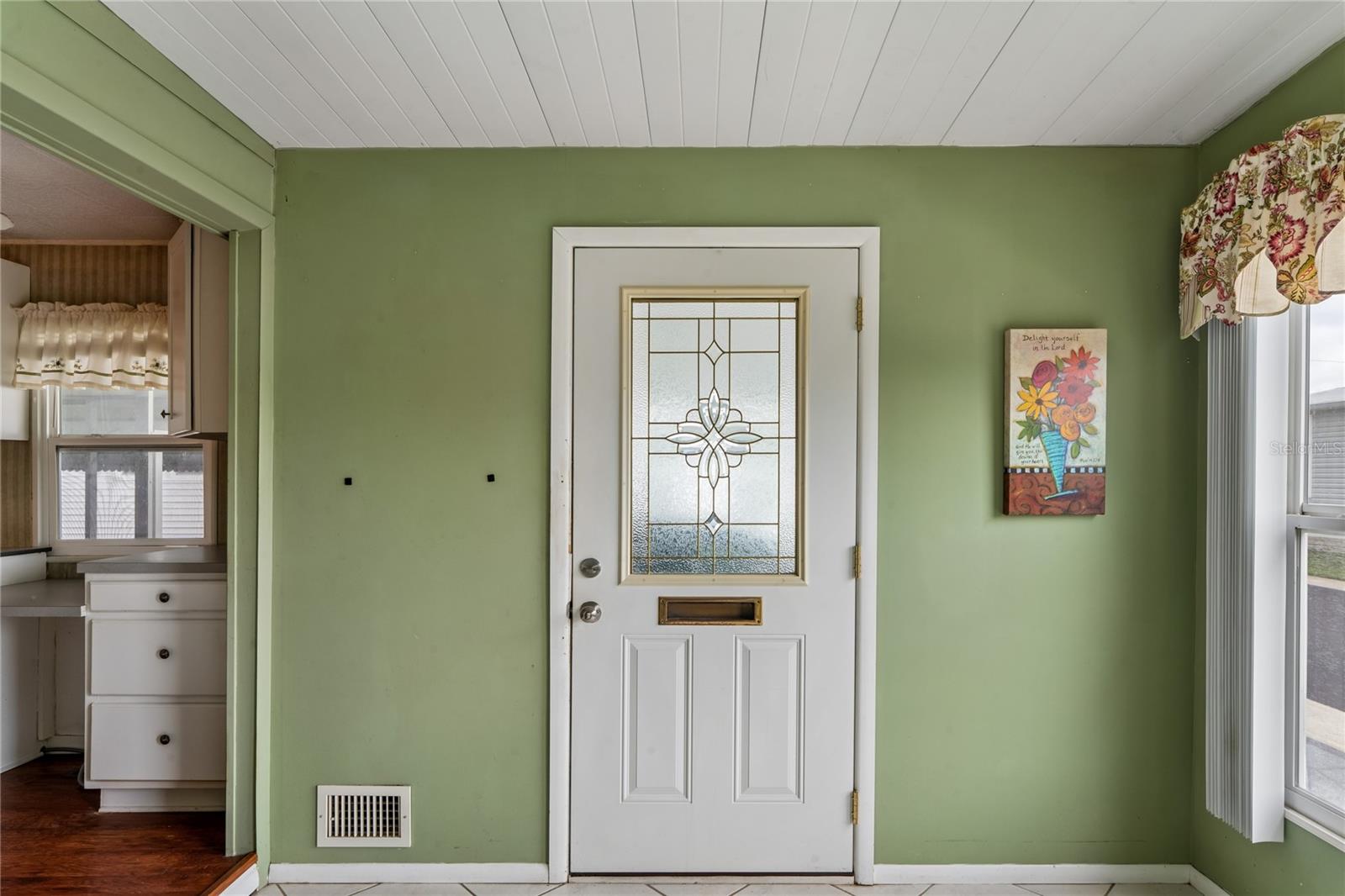2000 E BAY DR #25 — photo 15