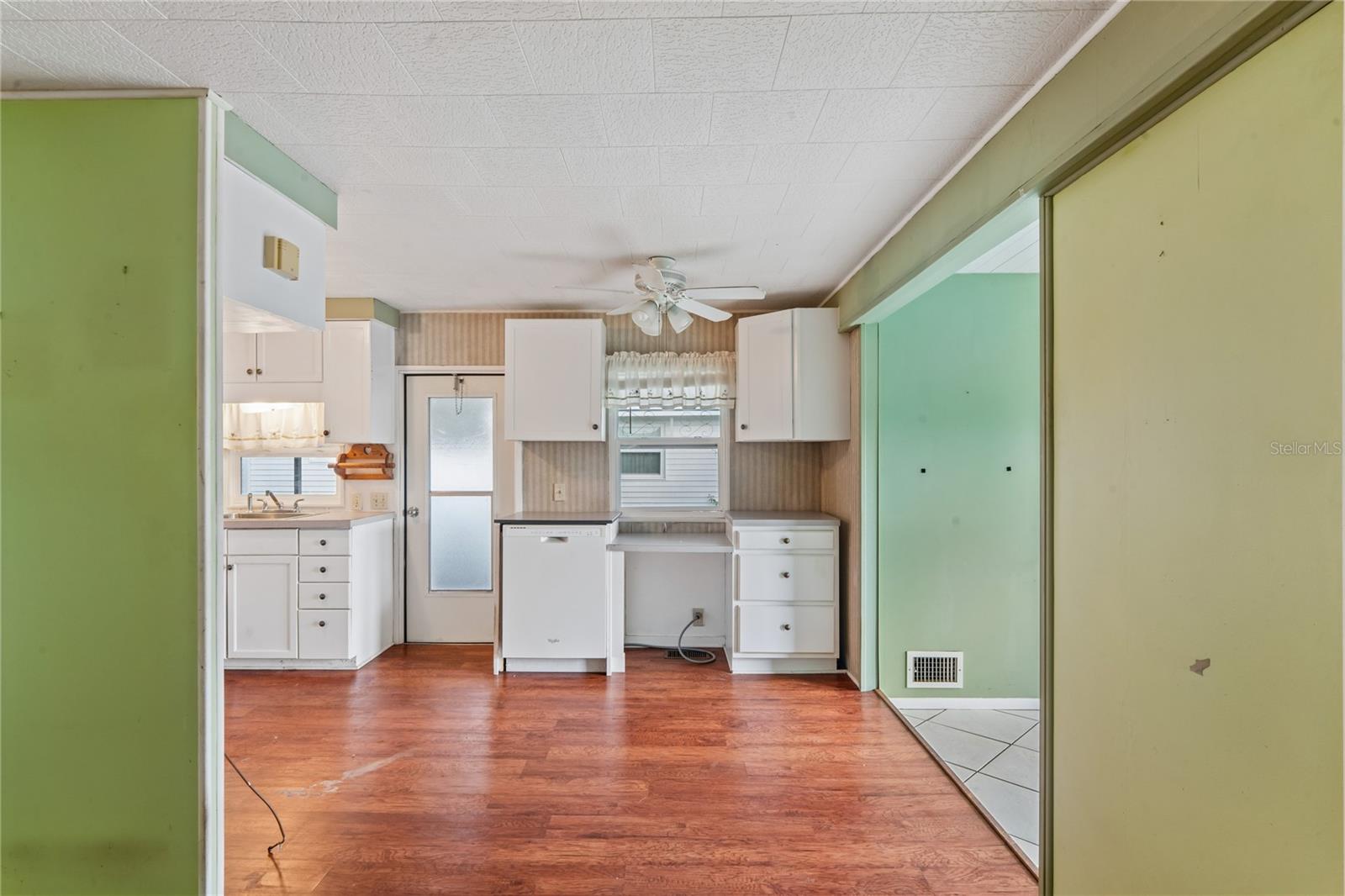 2000 E BAY DR #25 — photo 12