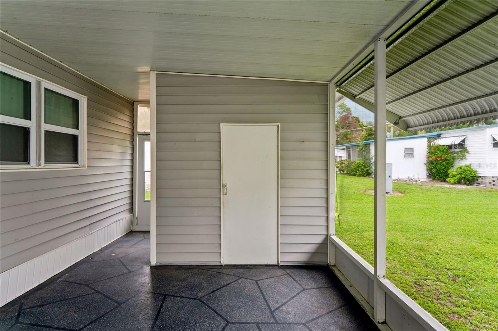 2000 E BAY DR #25 — photo 41