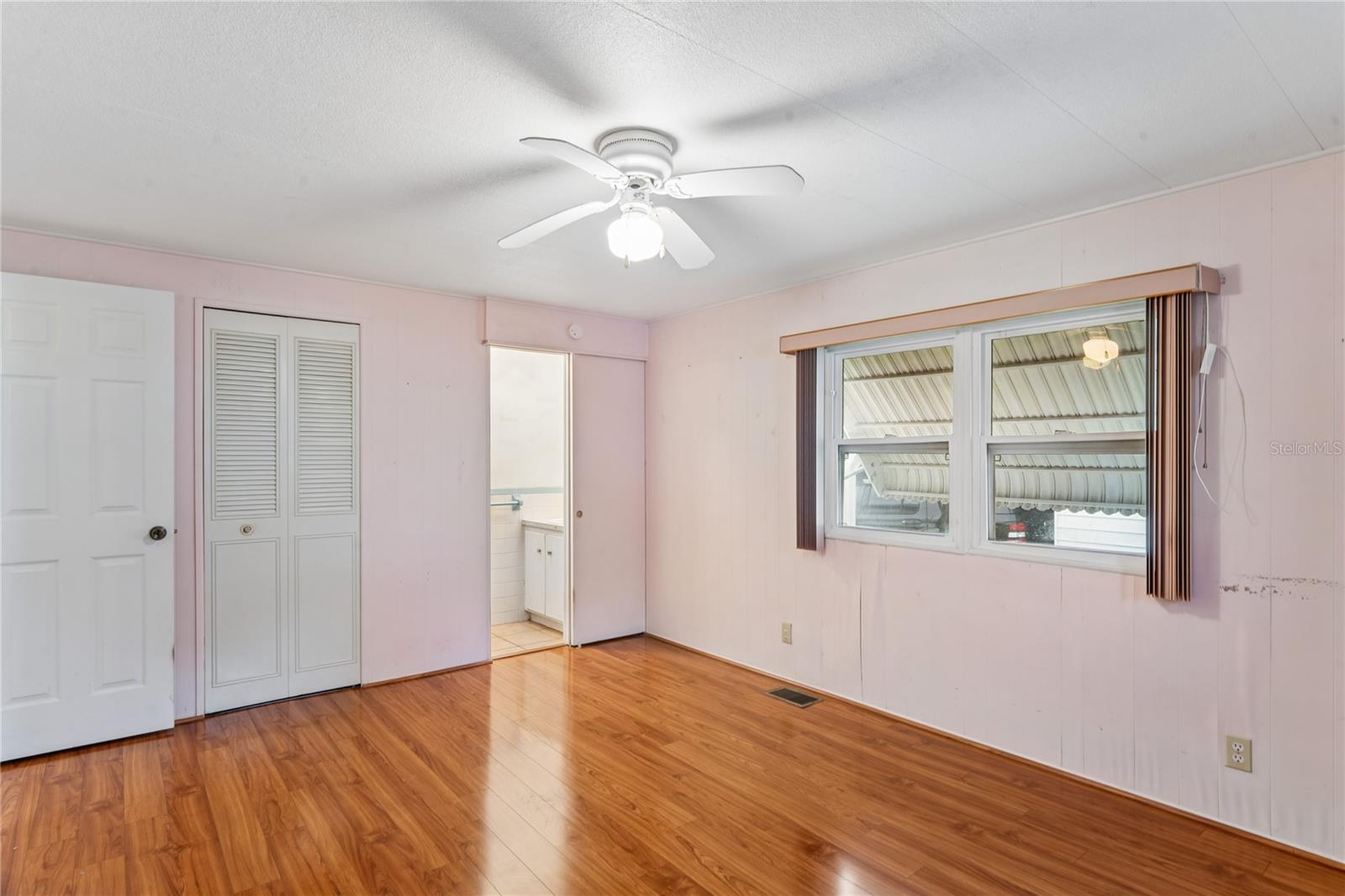 2000 E BAY DR #25 — photo 28