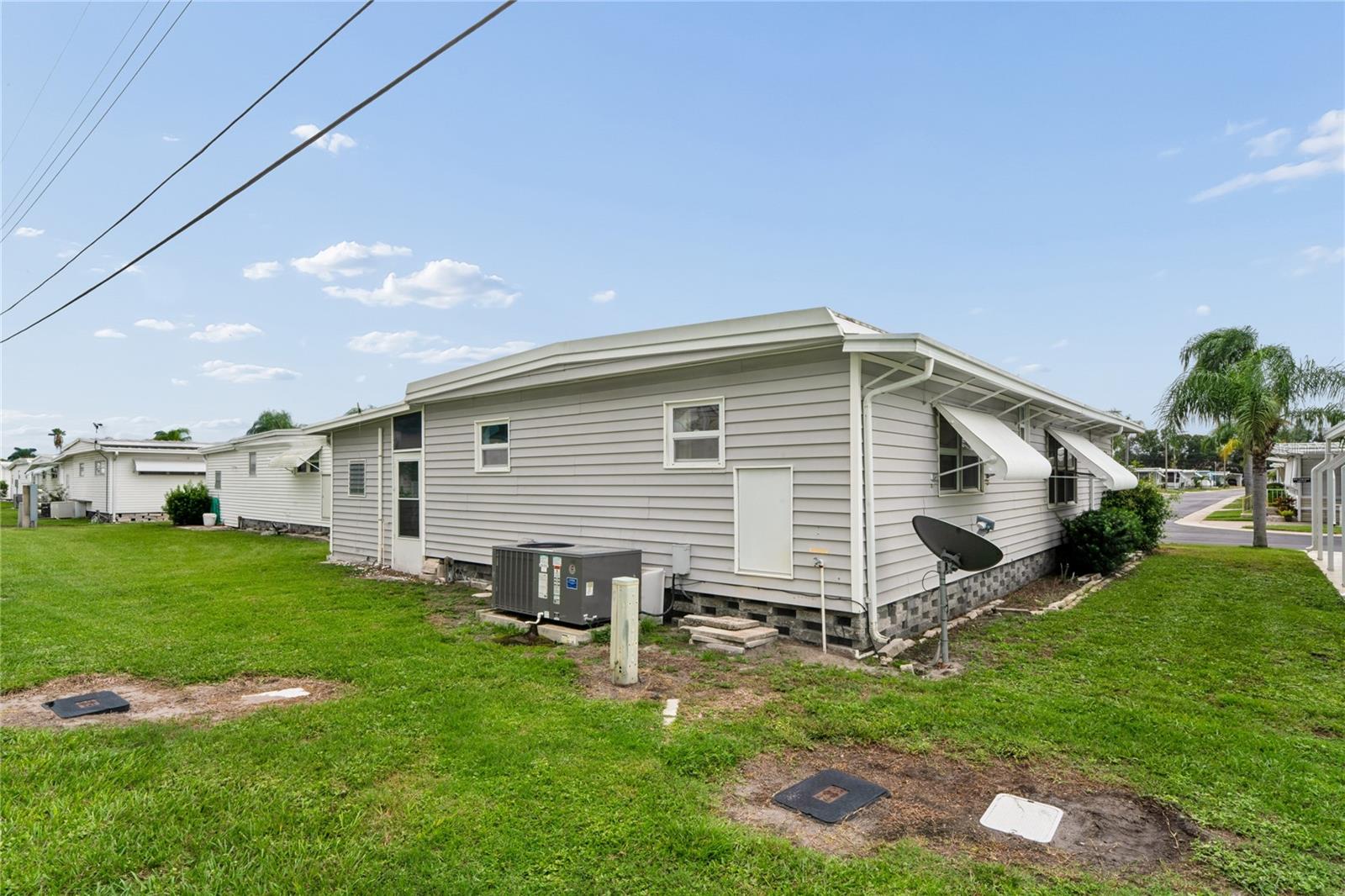 2000 E BAY DR #25 — photo 36