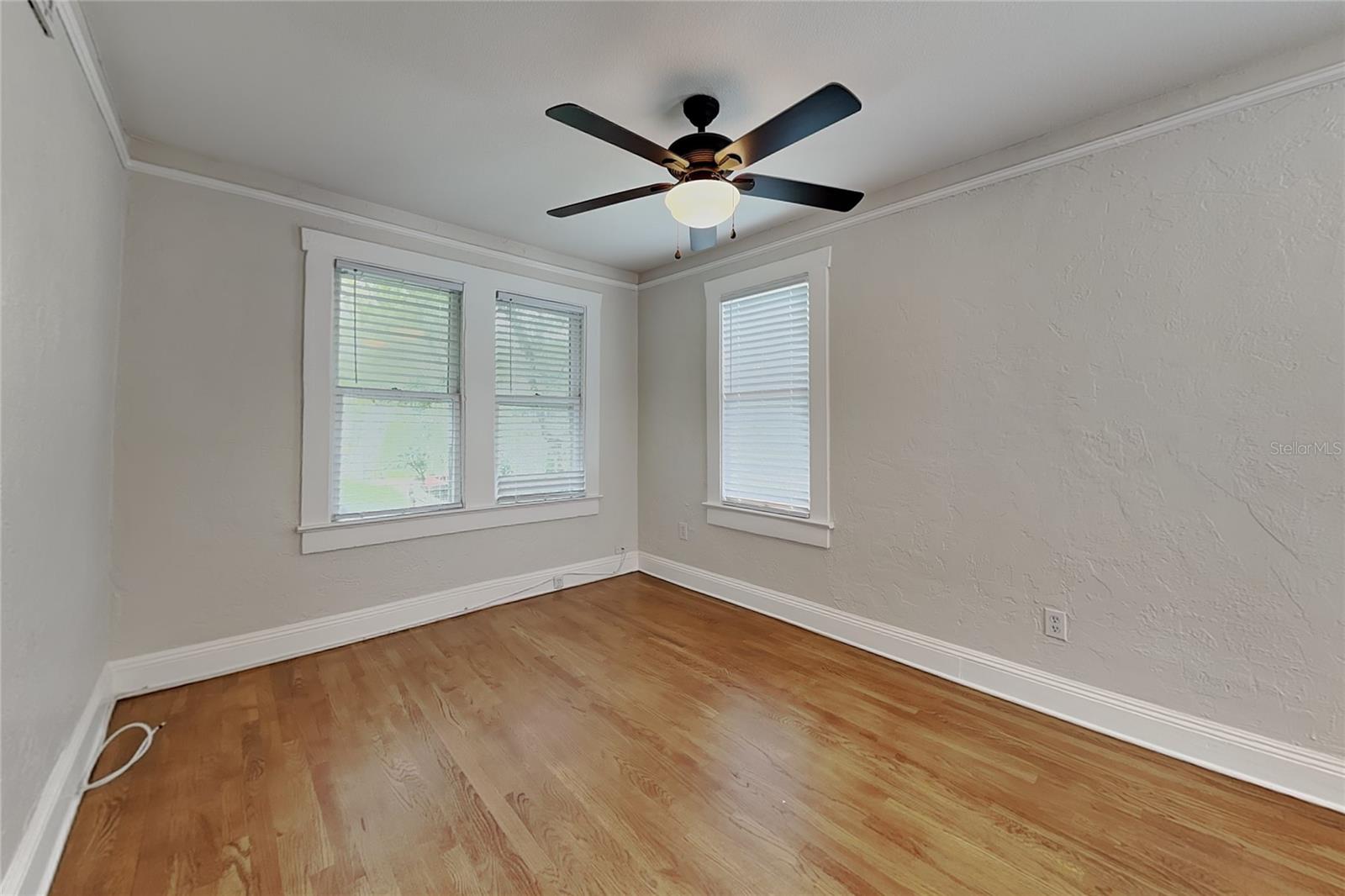 807 1/2 S FREMONT AVE ##Upper — photo 11