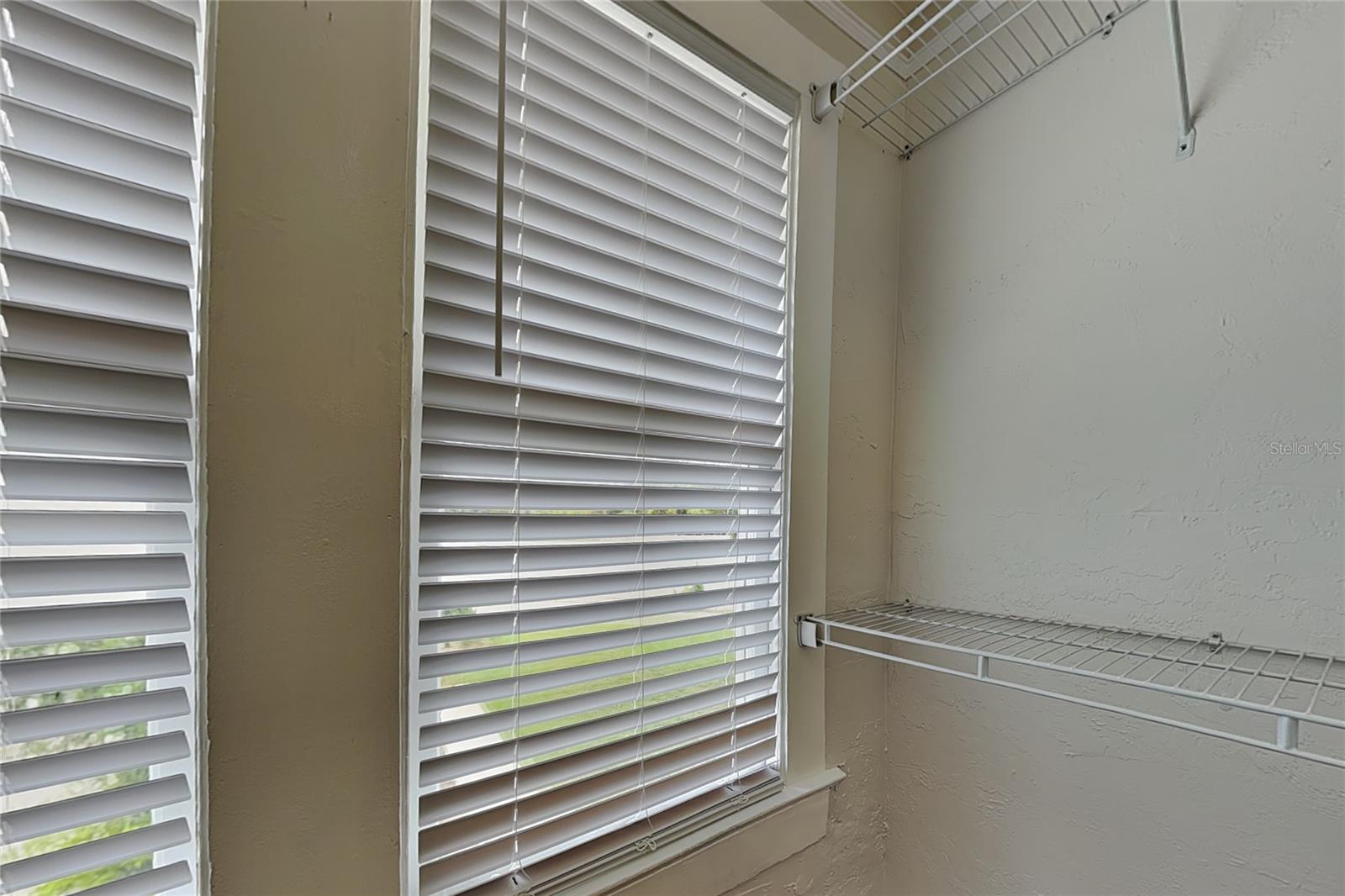 807 1/2 S FREMONT AVE ##Upper — photo 32