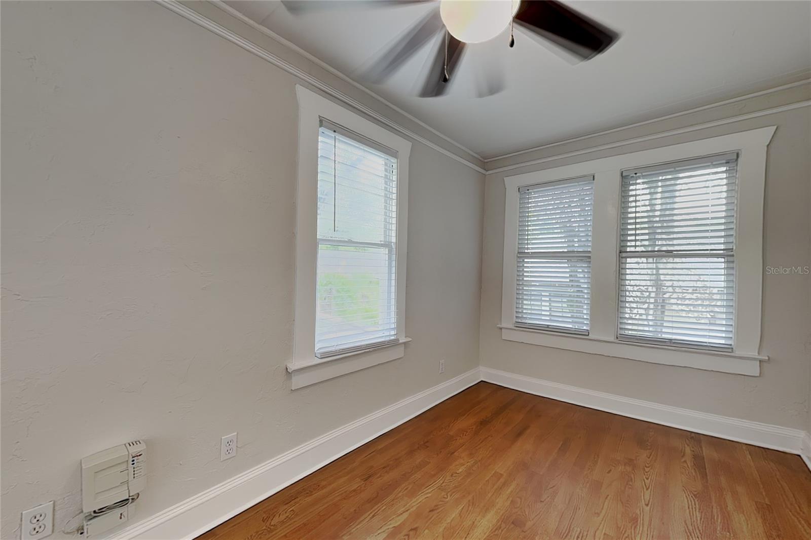 807 1/2 S FREMONT AVE ##Upper — photo 28