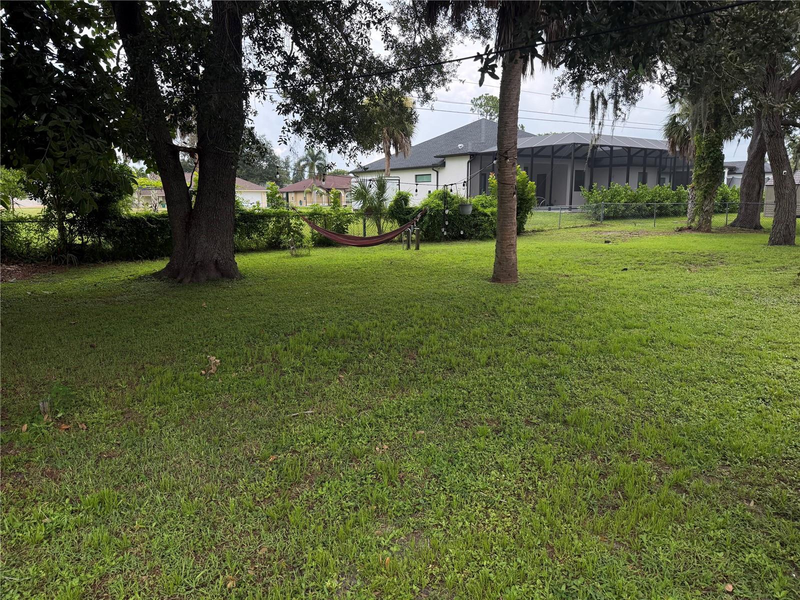 3824 HOLIN LN — photo 38