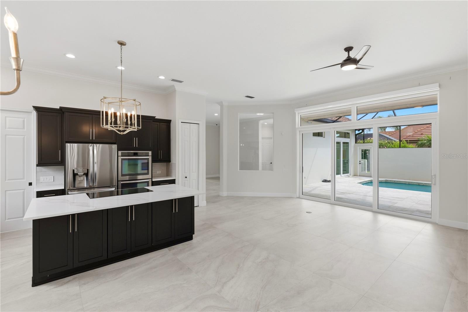 309 S STONE BRIAR CREEK DR — photo 21