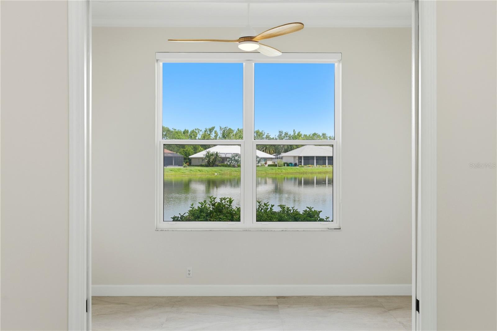 309 S STONE BRIAR CREEK DR — photo 36