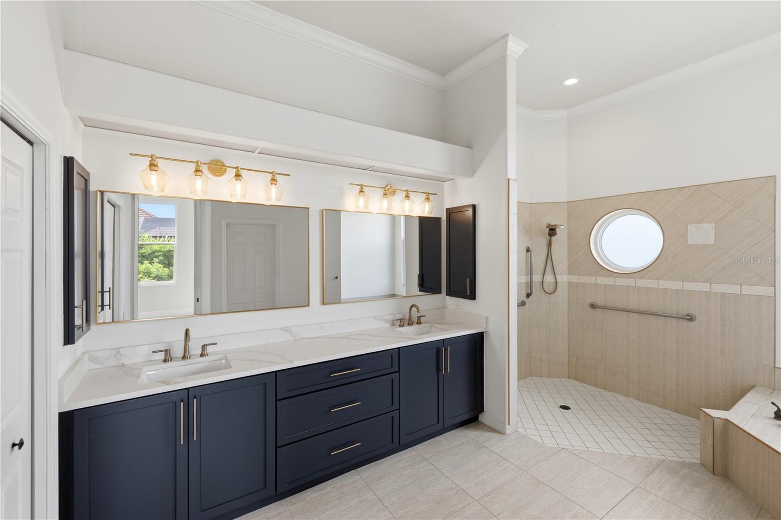 309 S STONE BRIAR CREEK DR — photo 40