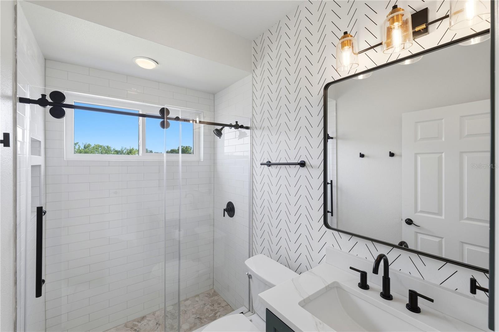 309 S STONE BRIAR CREEK DR — photo 33