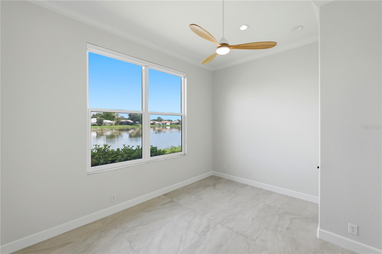 309 S STONE BRIAR CREEK DR — photo 37