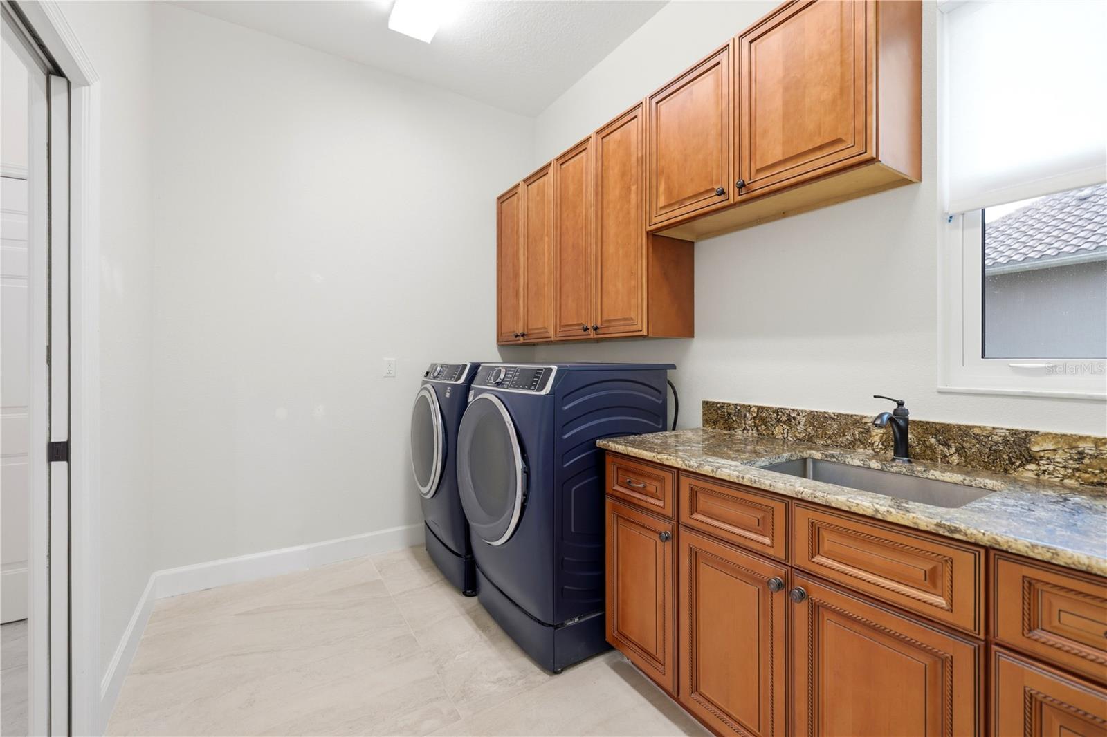 309 S STONE BRIAR CREEK DR — photo 50