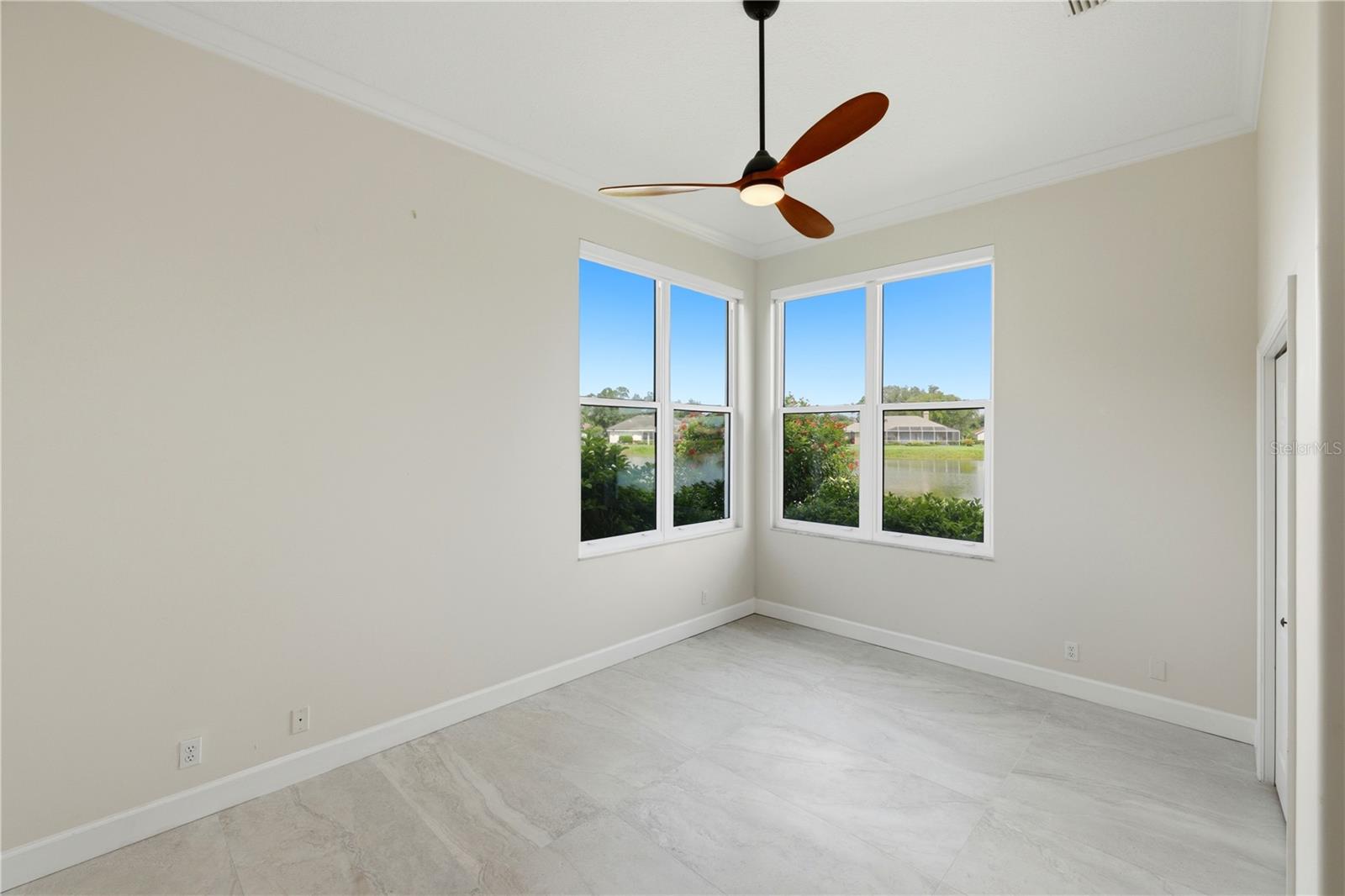 309 S STONE BRIAR CREEK DR — photo 35