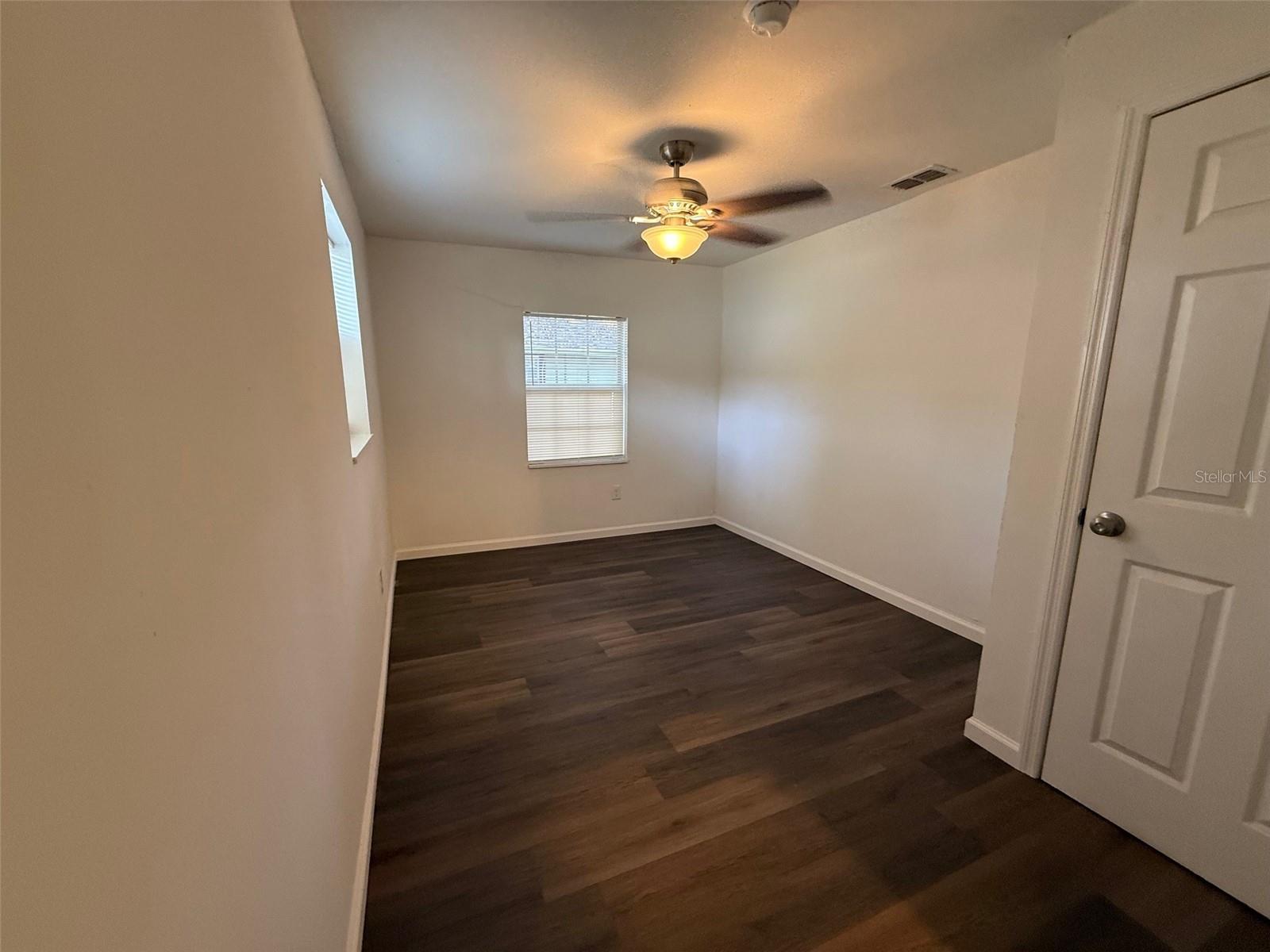 1210 E 32ND AVE — photo 11