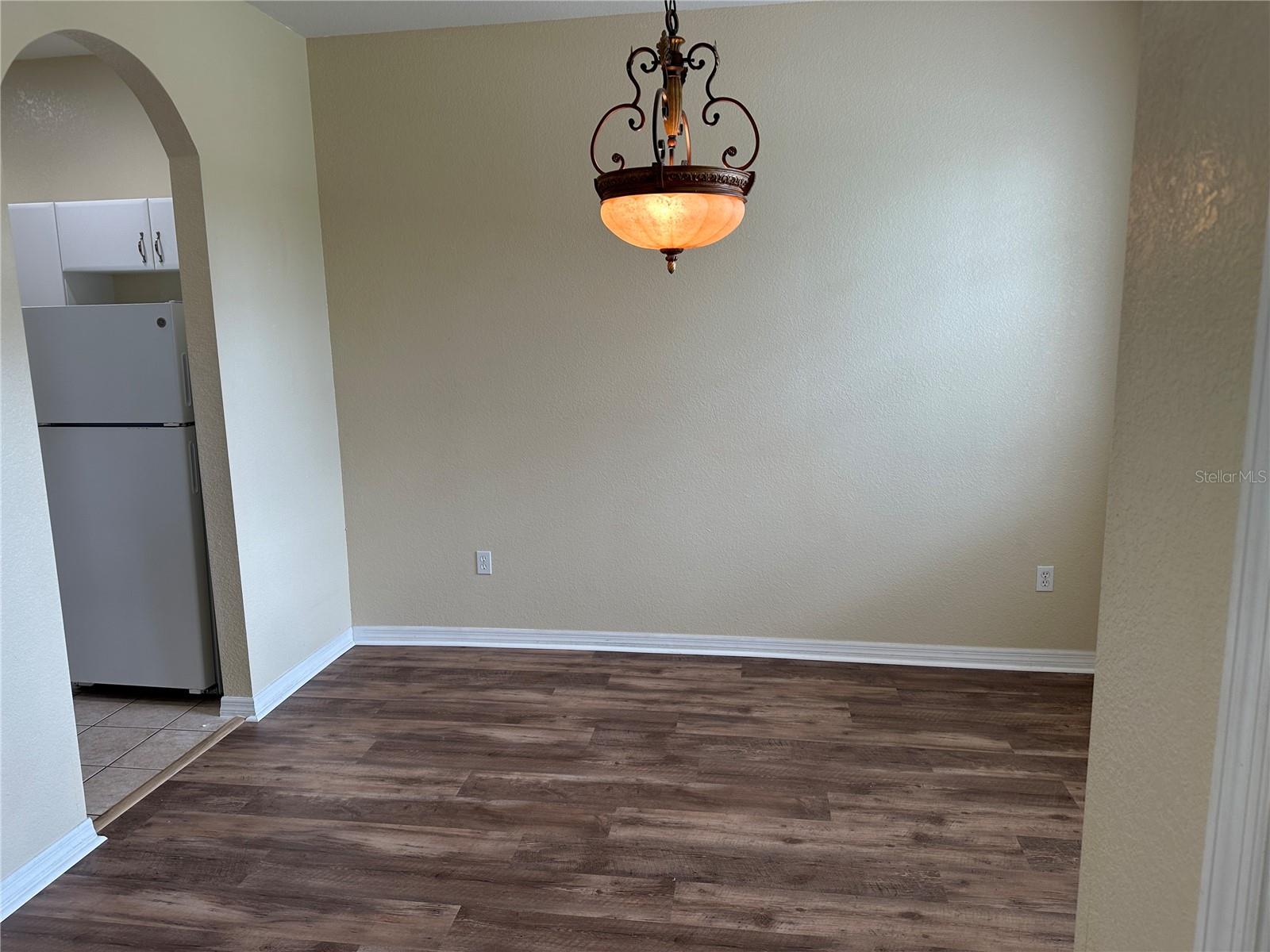1818 GOVERNOR AVE — photo 5