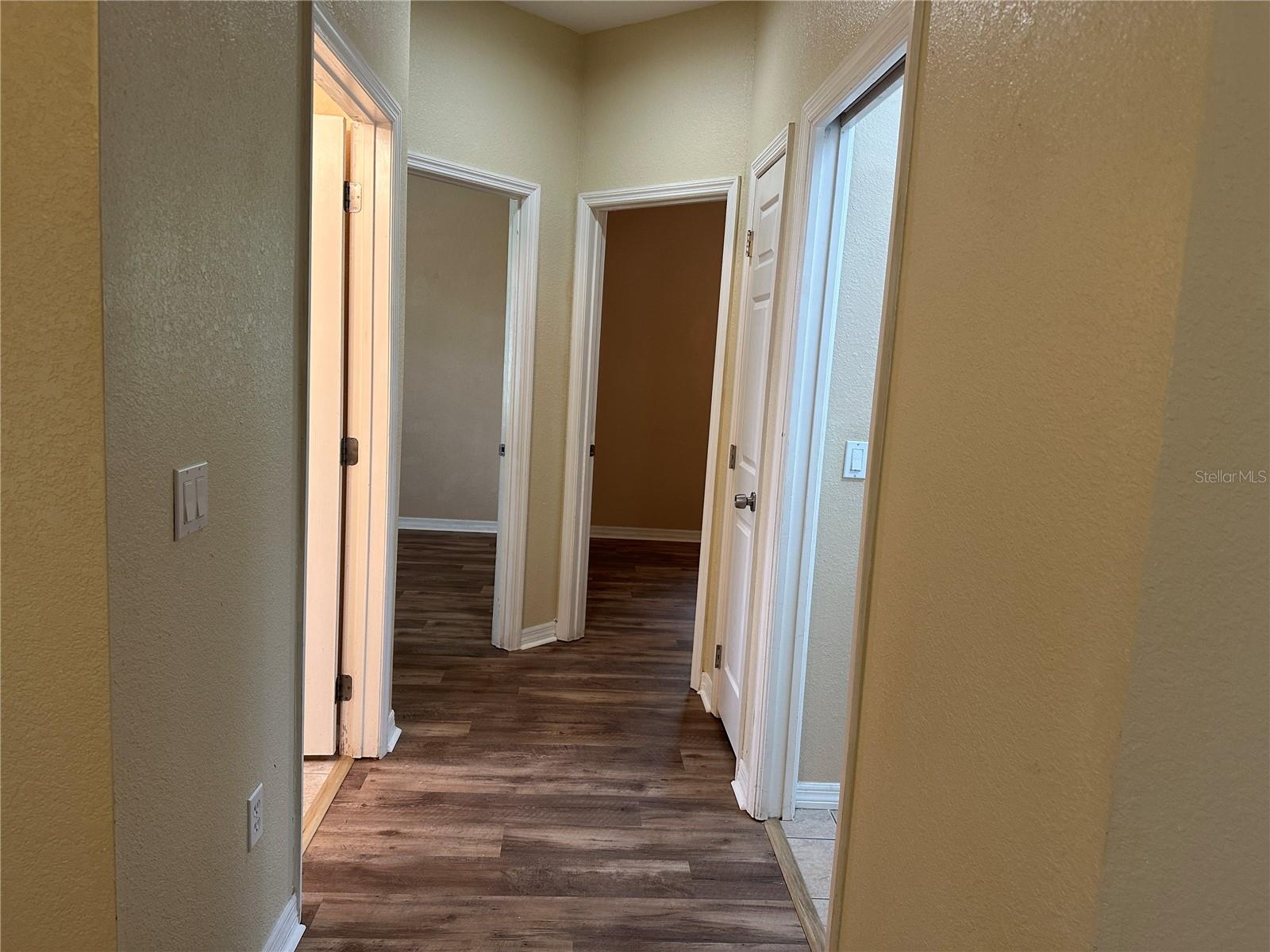 1818 GOVERNOR AVE — photo 11