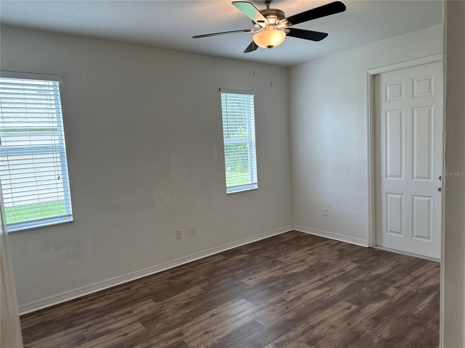 1818 GOVERNOR AVE — photo 18