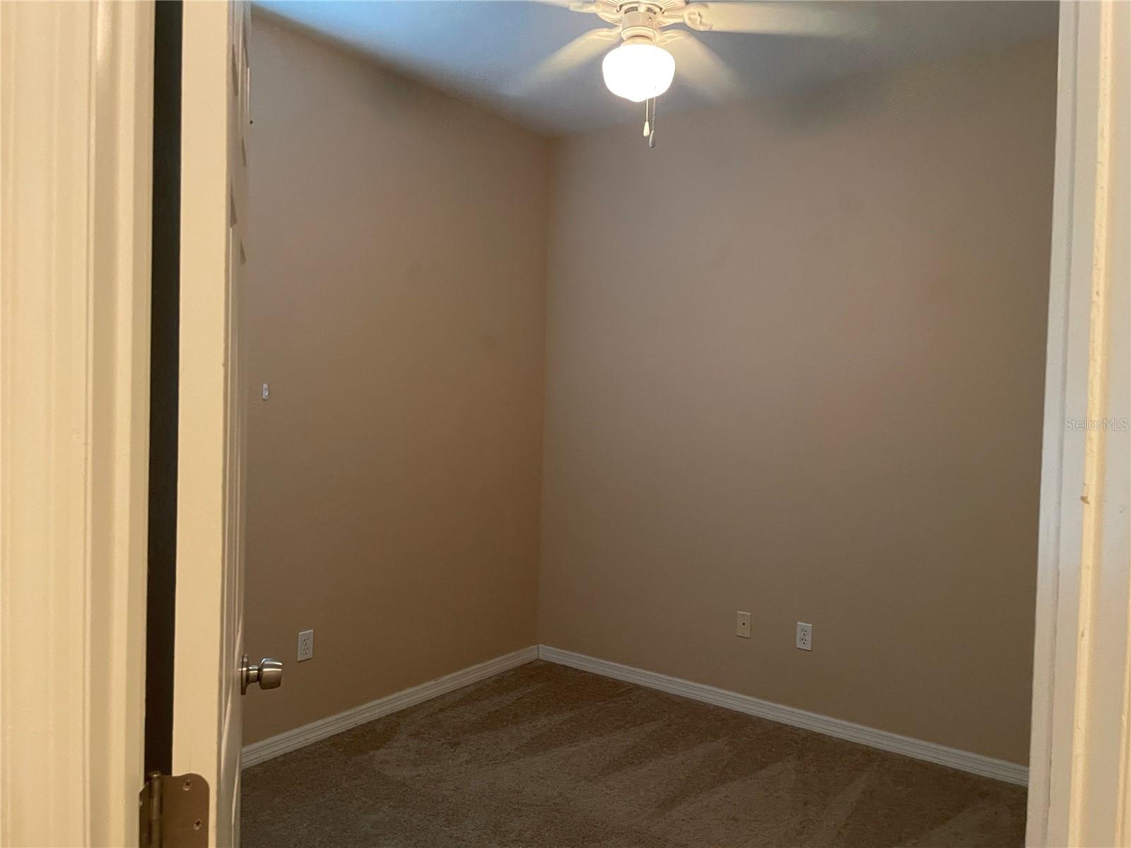 1818 GOVERNOR AVE — photo 16