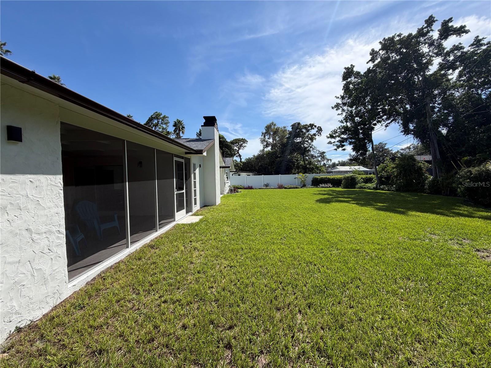 1712 INDIAN ROCKS RD — photo 33