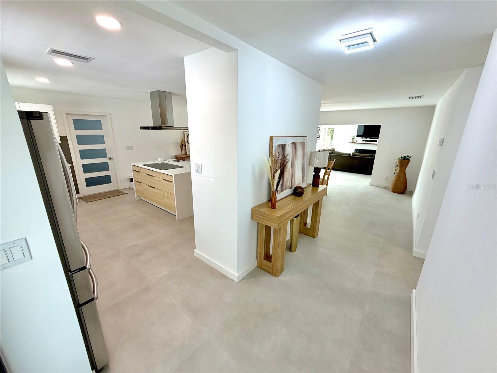 1712 INDIAN ROCKS RD — photo 14