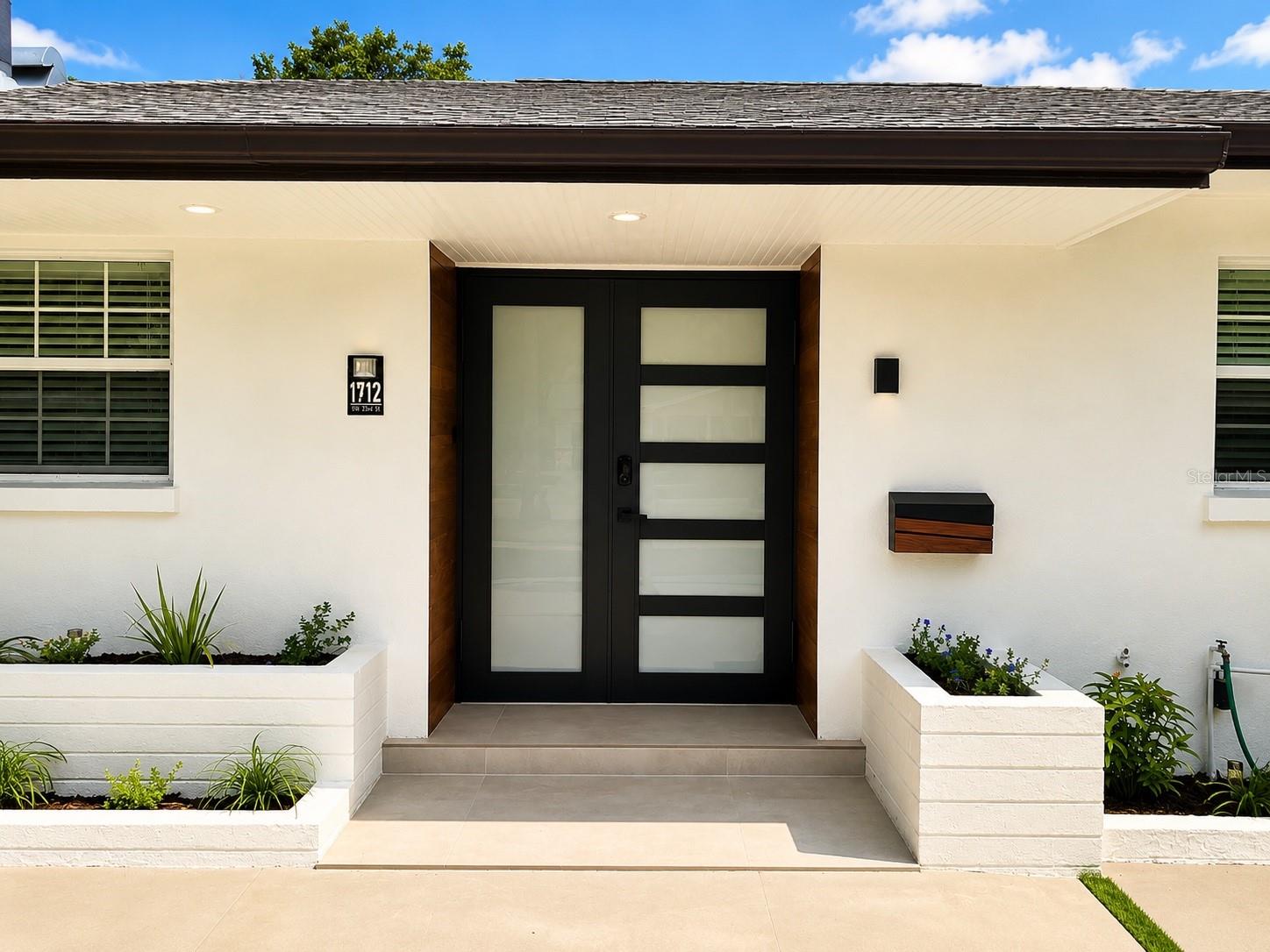 1712 INDIAN ROCKS RD — photo 13