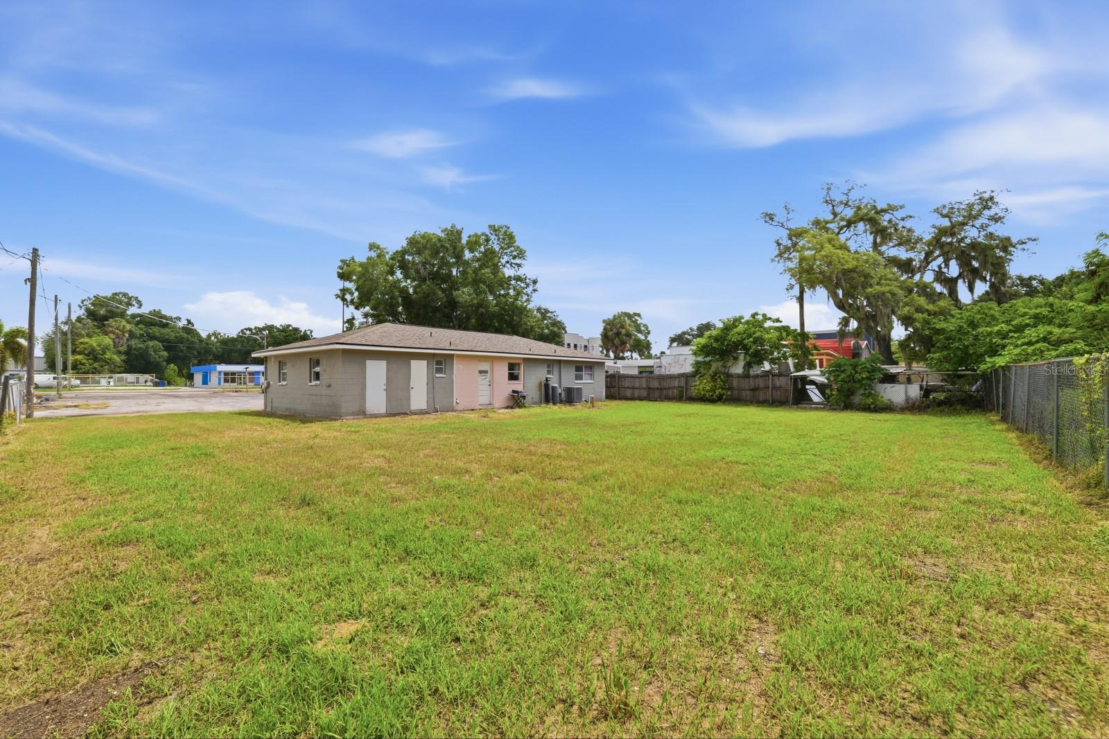 7113 CAUSEWAY BLVD — photo 15