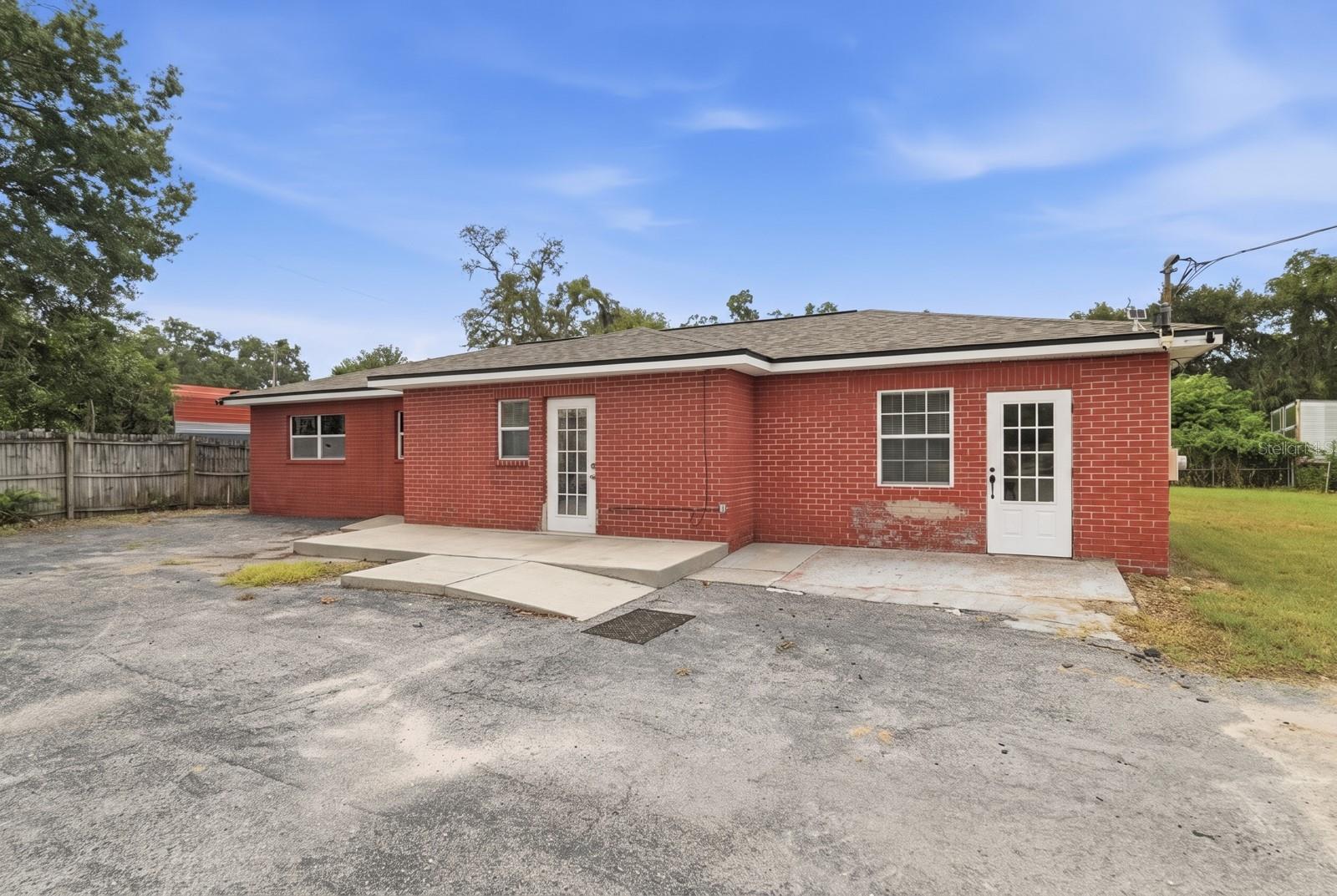 7113 CAUSEWAY BLVD — photo 14