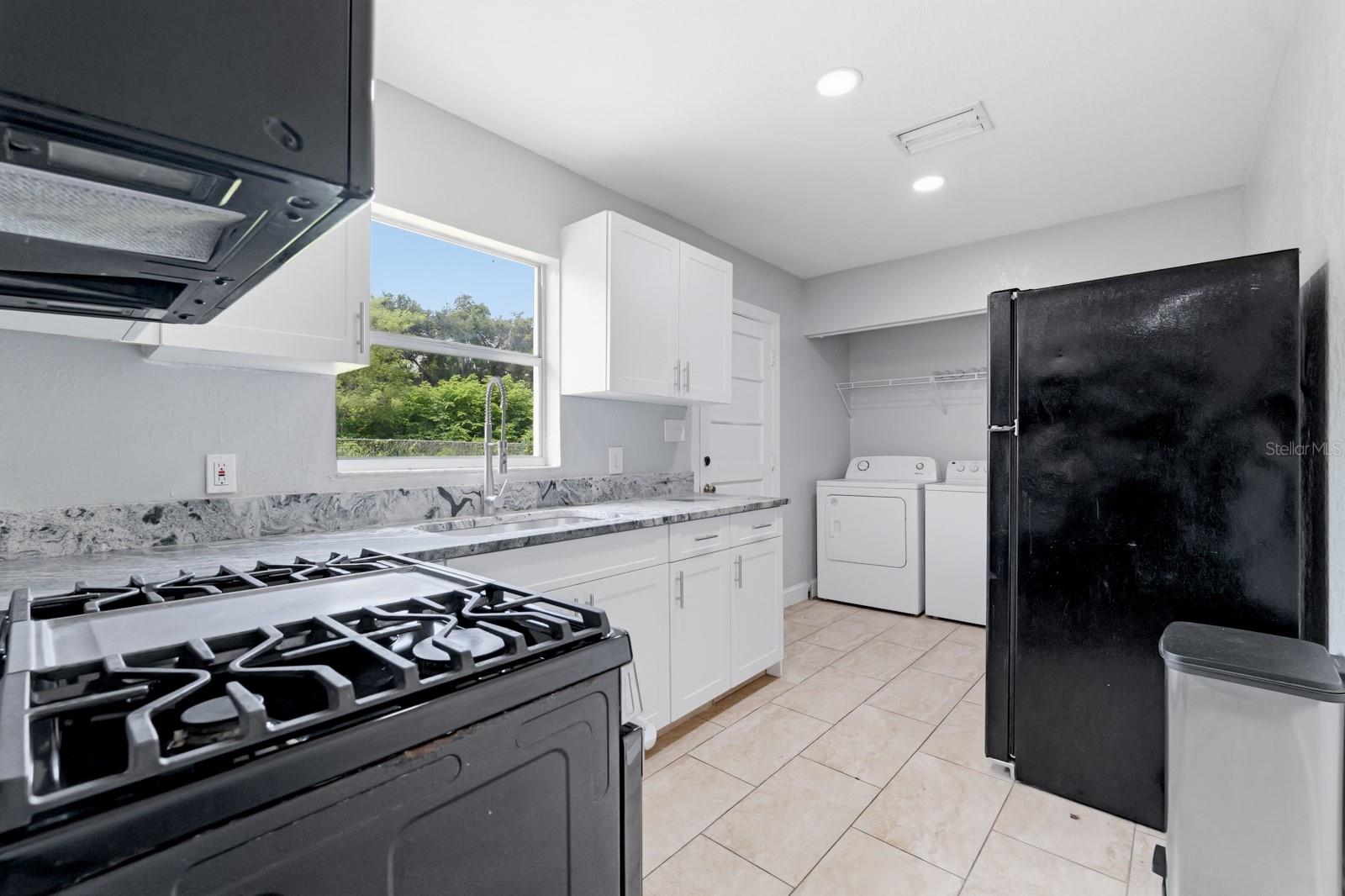 7113 CAUSEWAY BLVD — photo 13