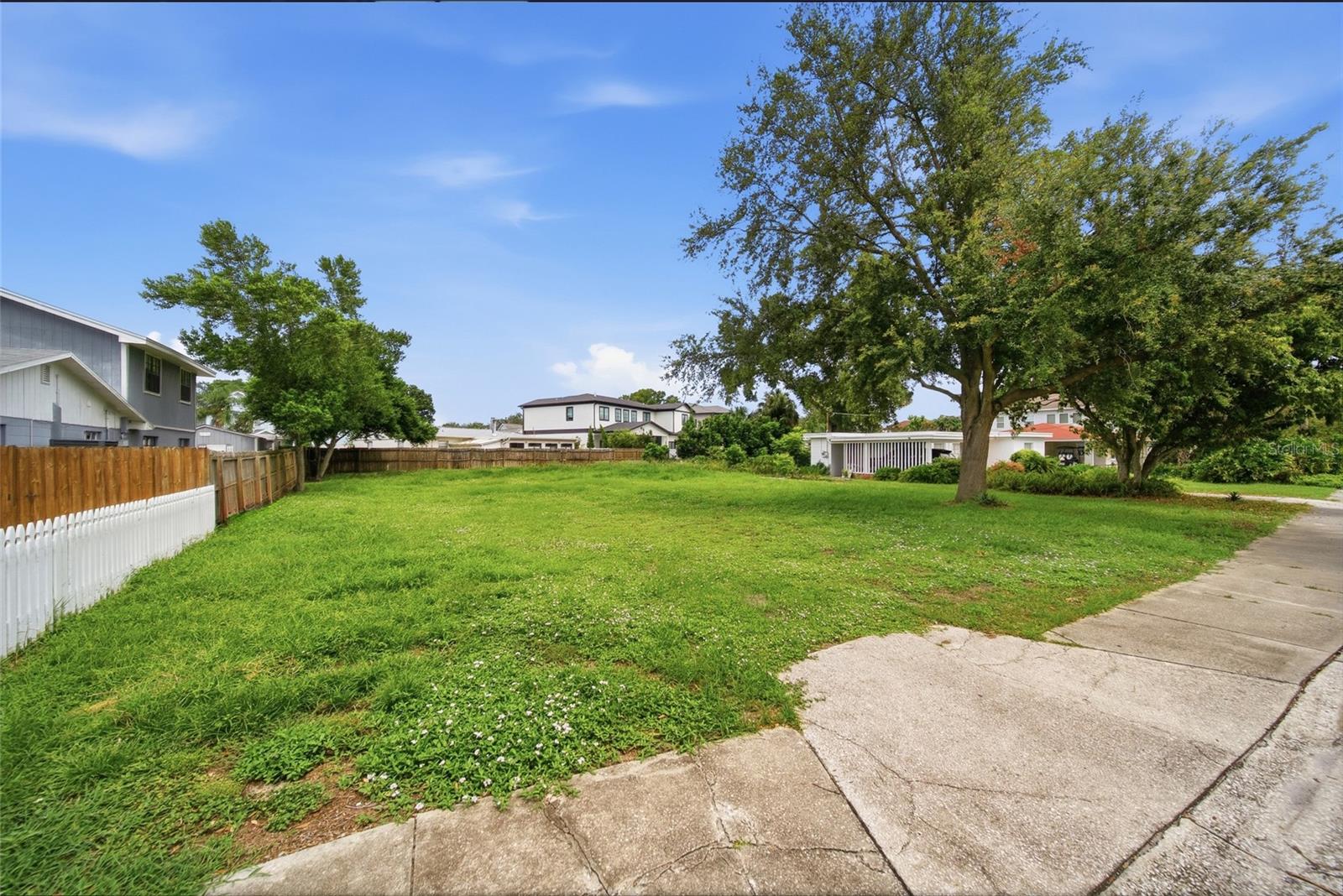 3615 S CONCORDIA AVE — photo 12