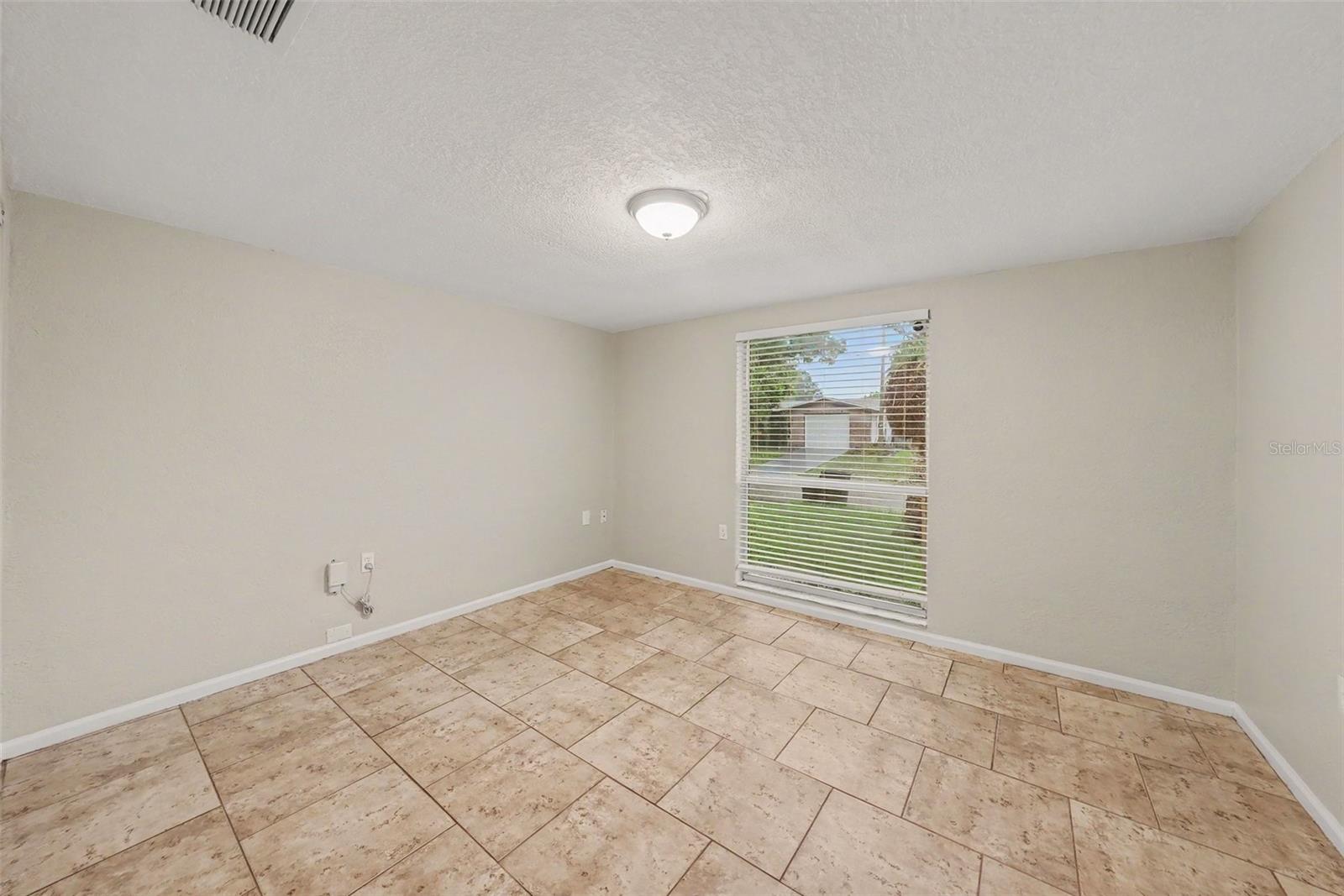 9135 HUNT CLUB LN — photo 15