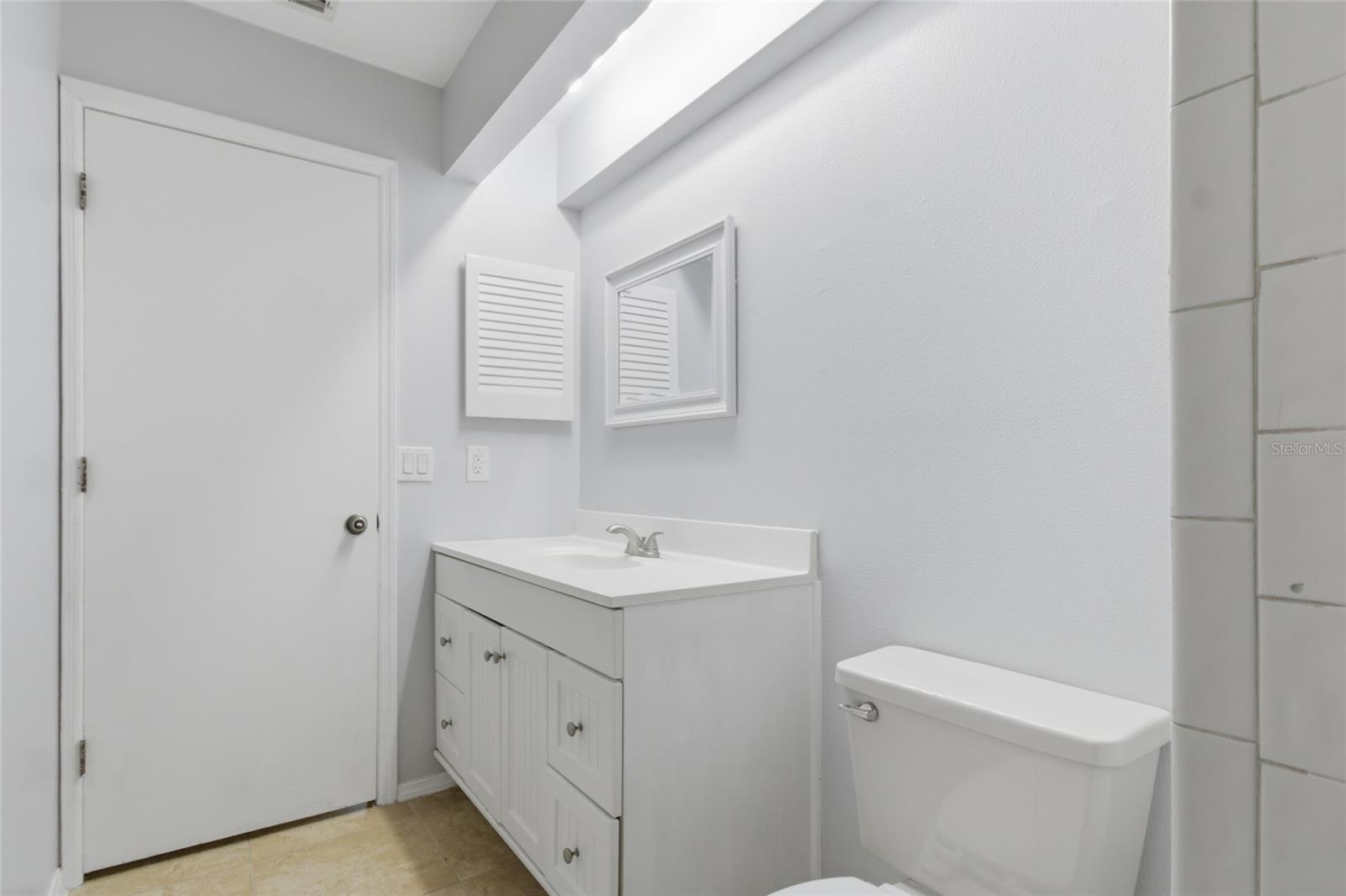 2701 COUNTRYSIDE BLVD #102 — photo 17