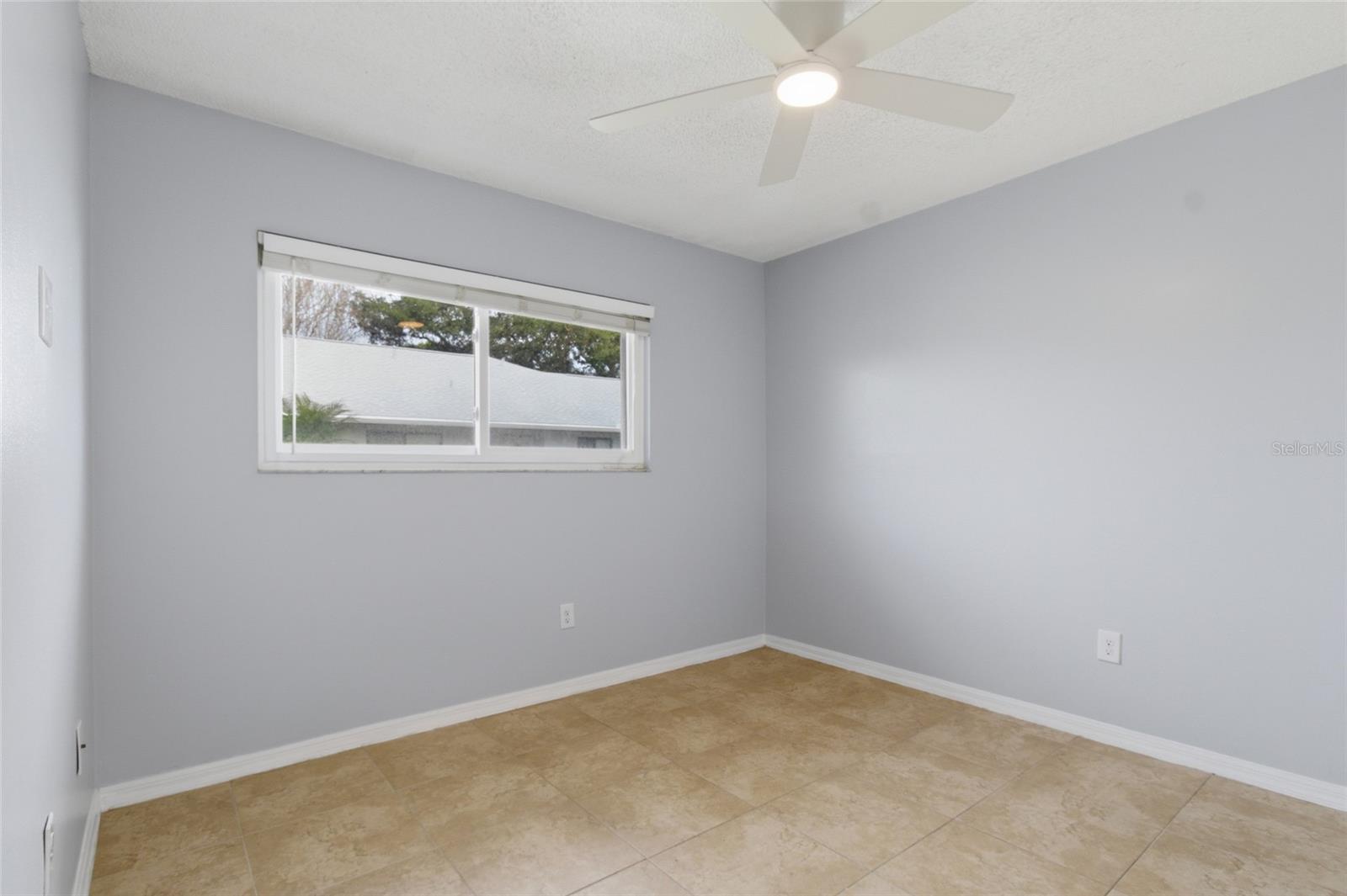 2701 COUNTRYSIDE BLVD #102 — photo 12