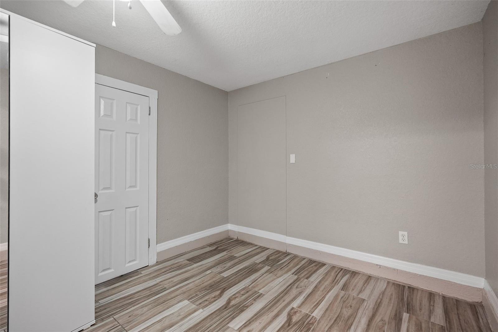 3027 BURLINGTON AVE N — photo 35